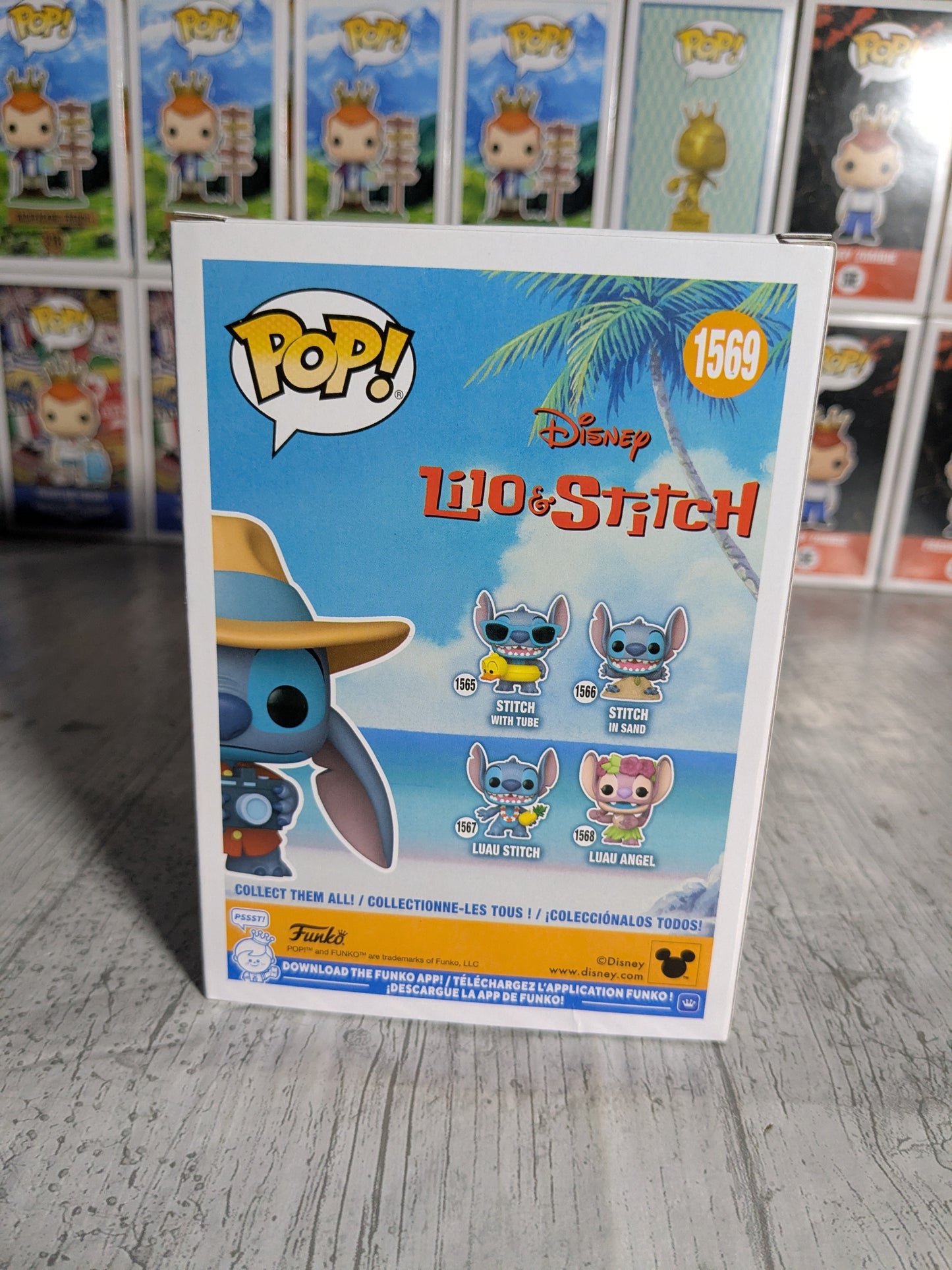 Funko pop 1569 : Tourist Stitch
