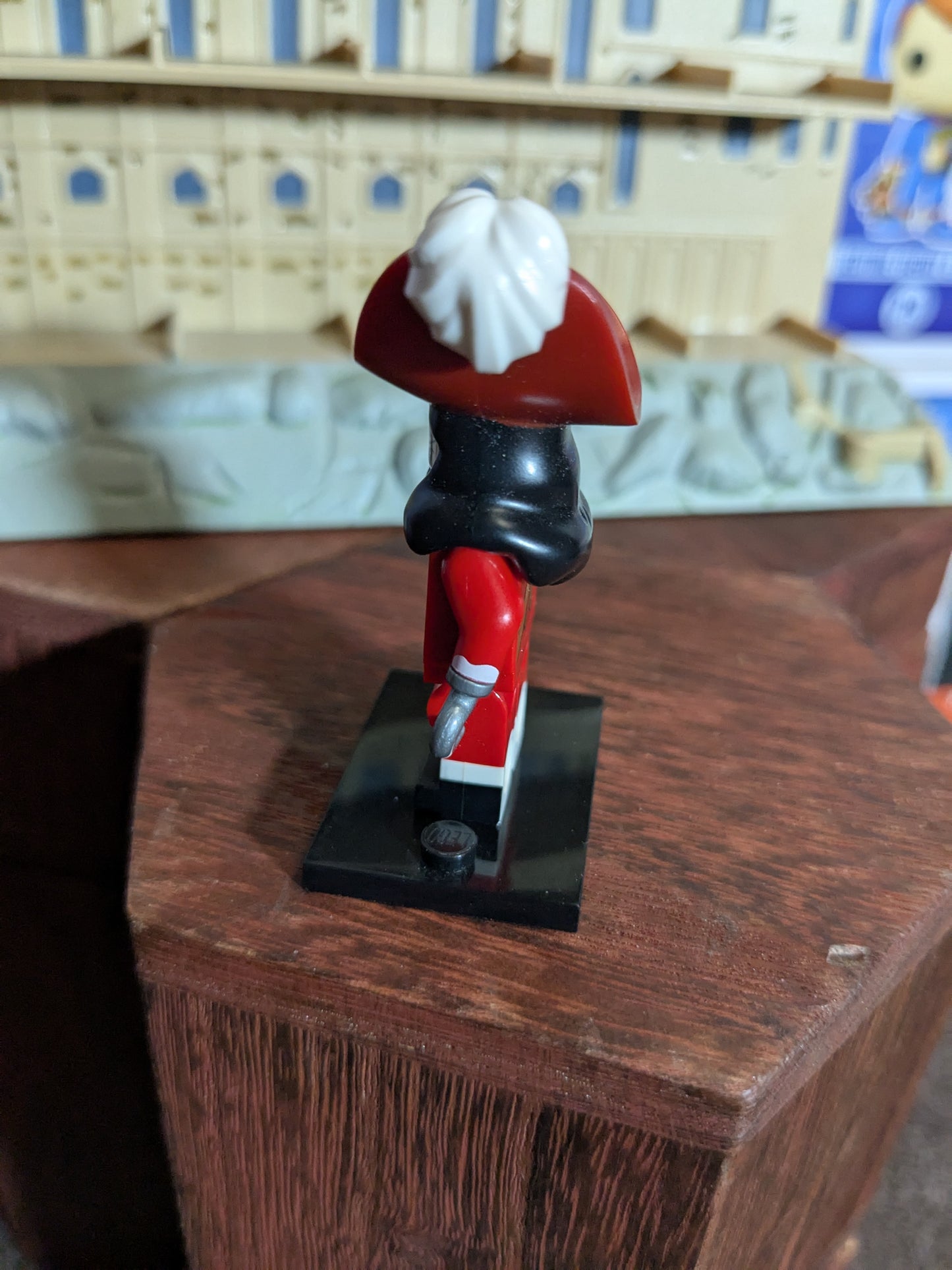 Lego Minifigures : Captain Hook