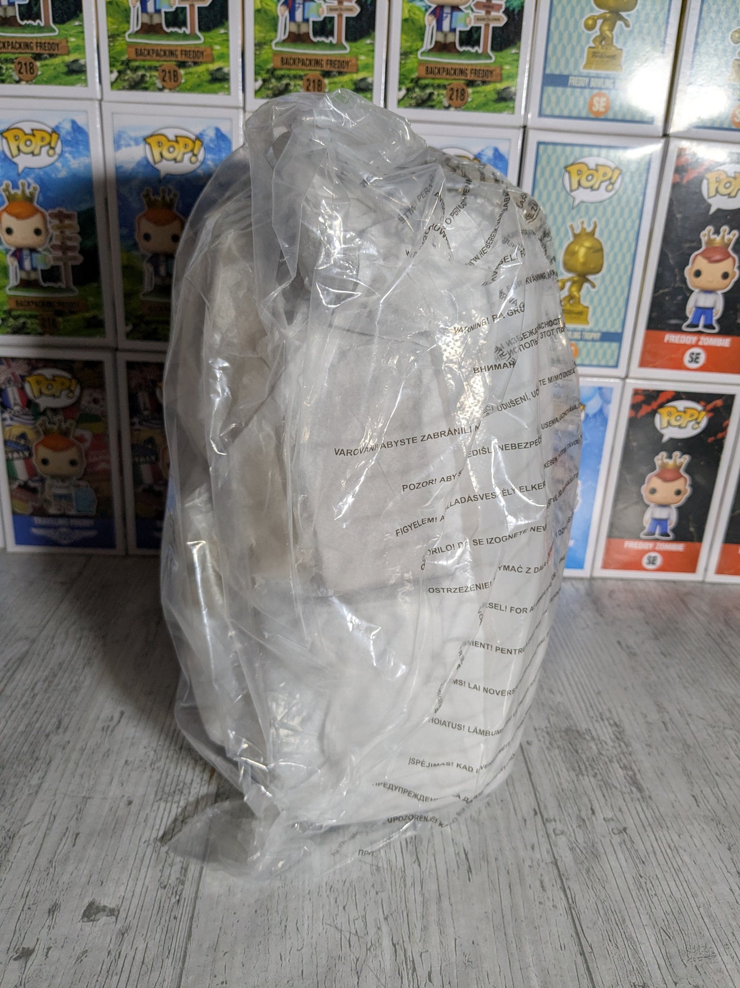 Loungefly : Minnie Mouse Mettalic Quilted Mini Backpack 🎀