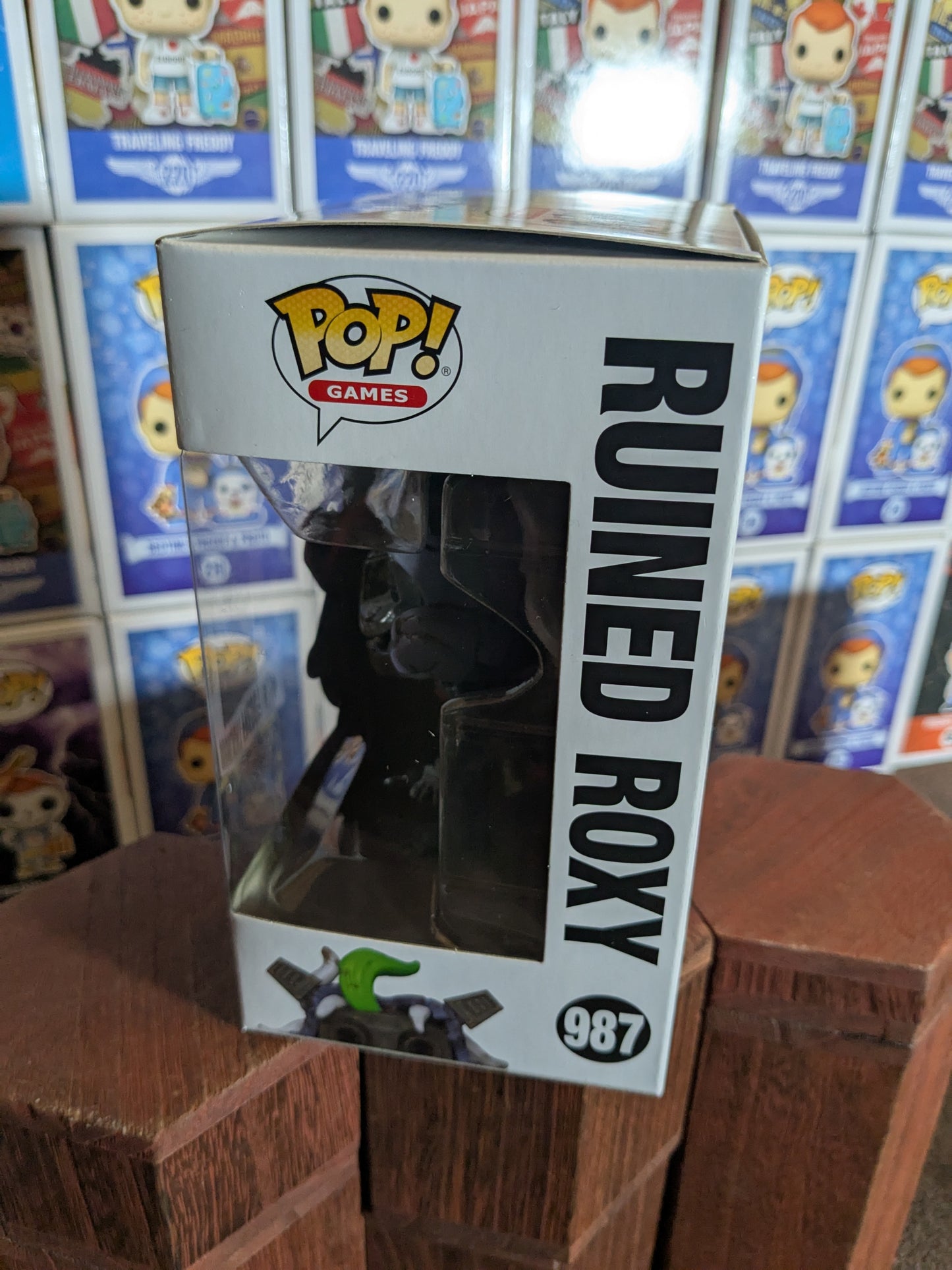 Funko Pop 987: Ruinierter Roxy