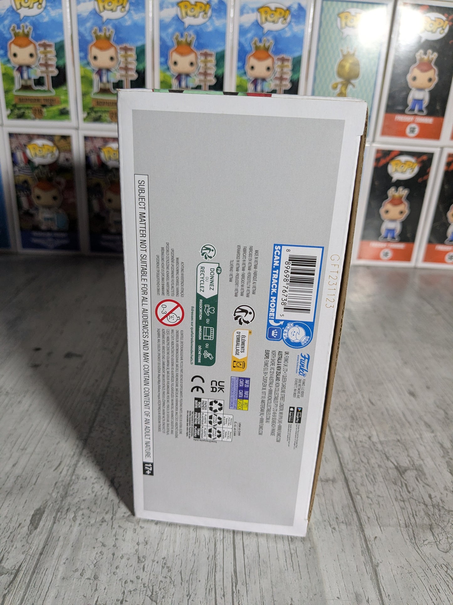 Funko pop : Harley Quinn & Poison Ivy (EEE)