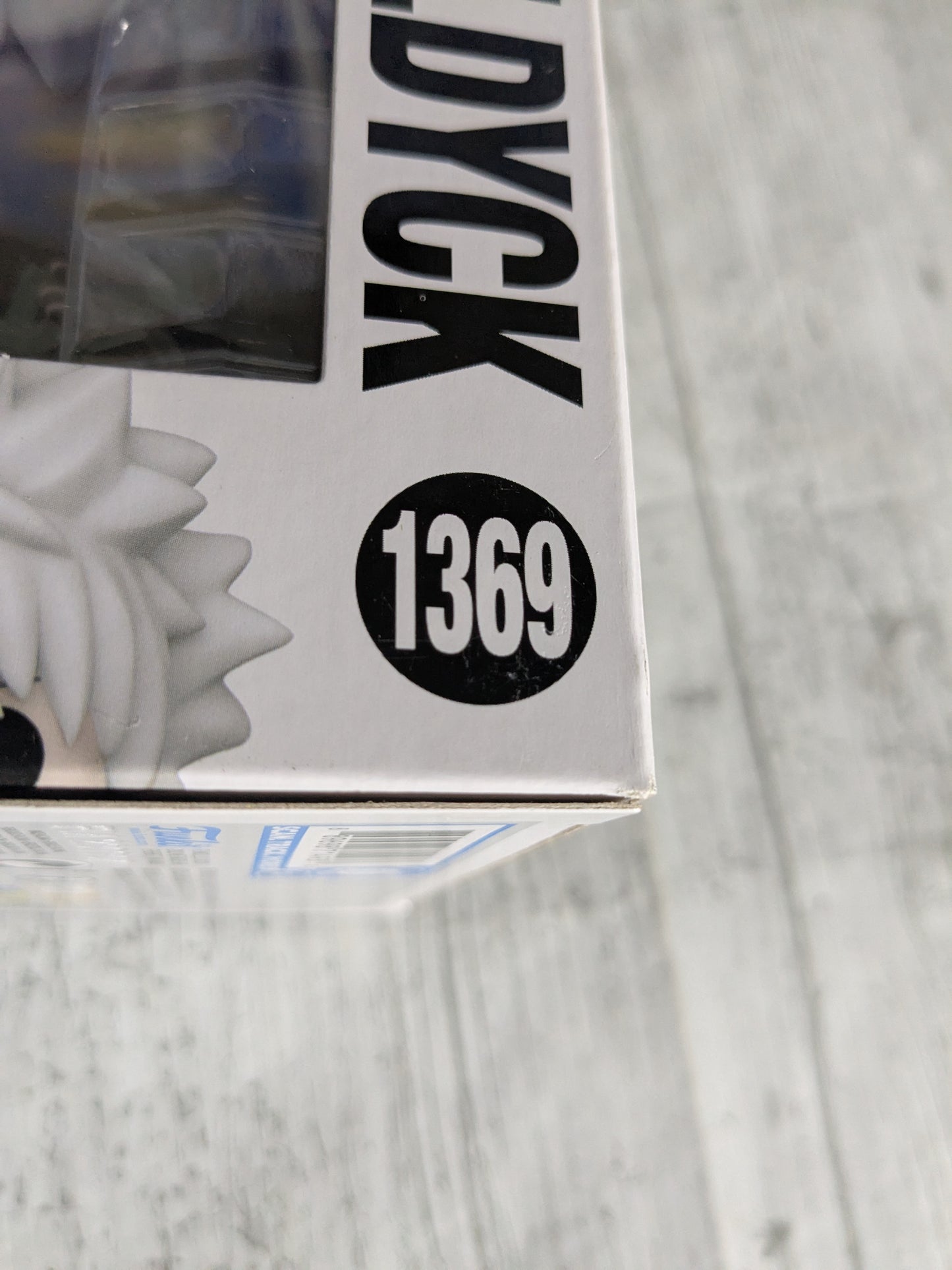 Funko pop 1369 : Killua Zoldyck (Glow)