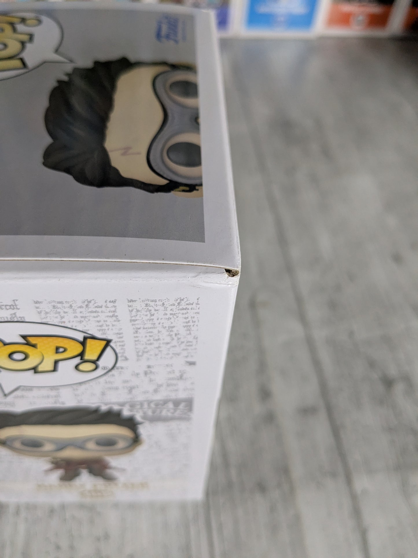 Funko pop 165 : Harry Potter (Damaged Box)