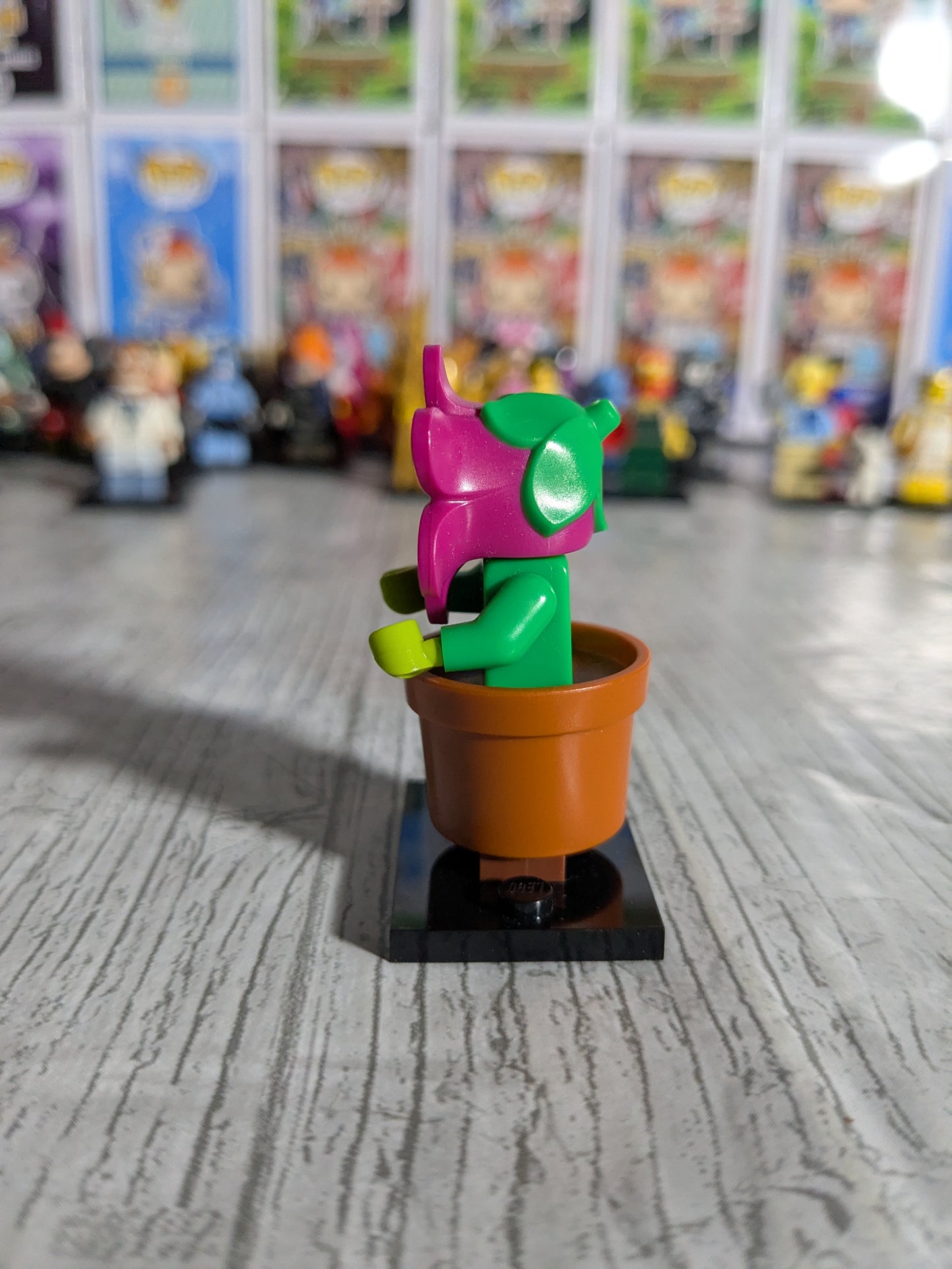 LEGO Minifigures : Flowerpot Girl
