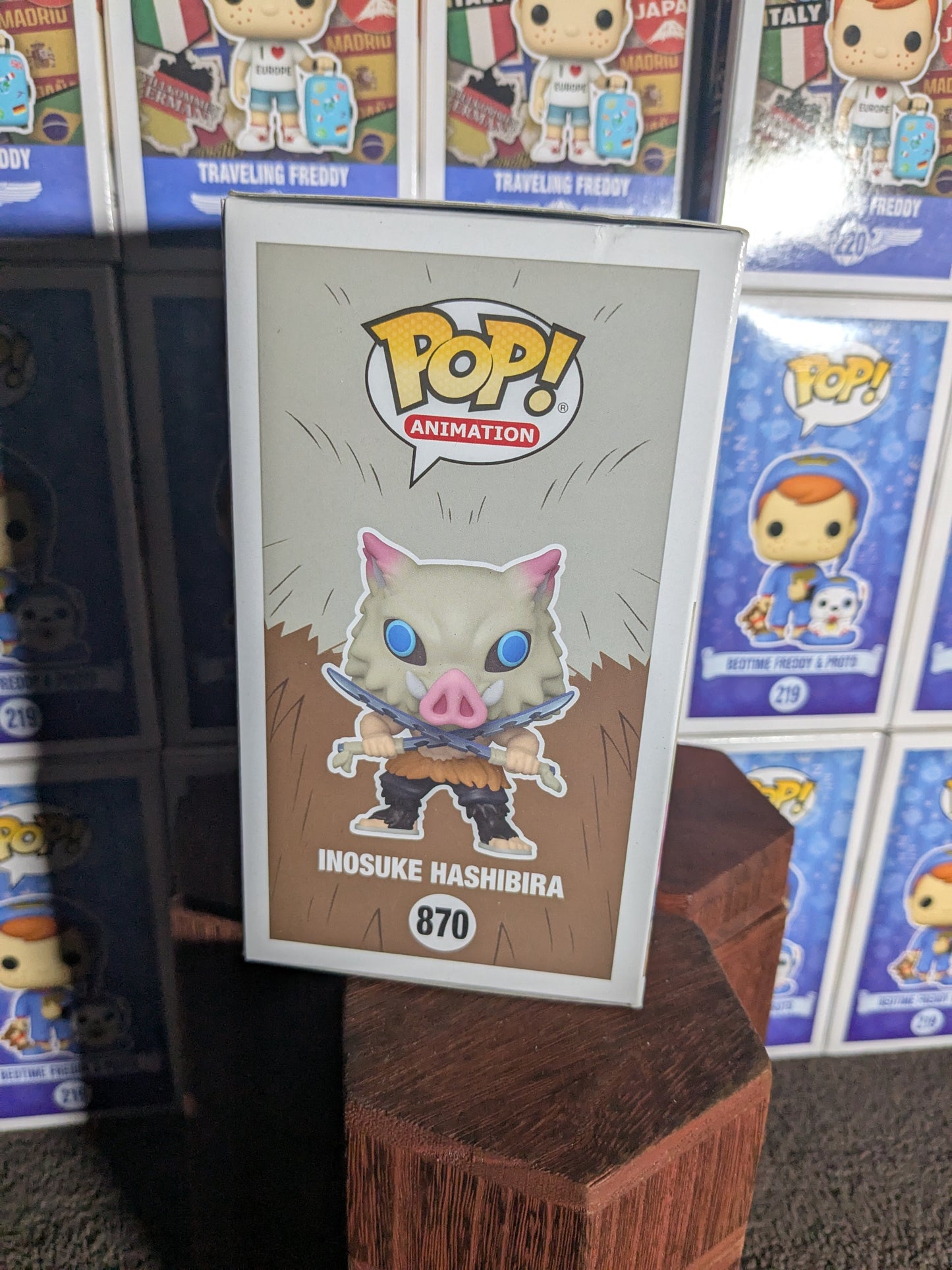 Funko pop 870: Inosuke Hashibira (floccato)