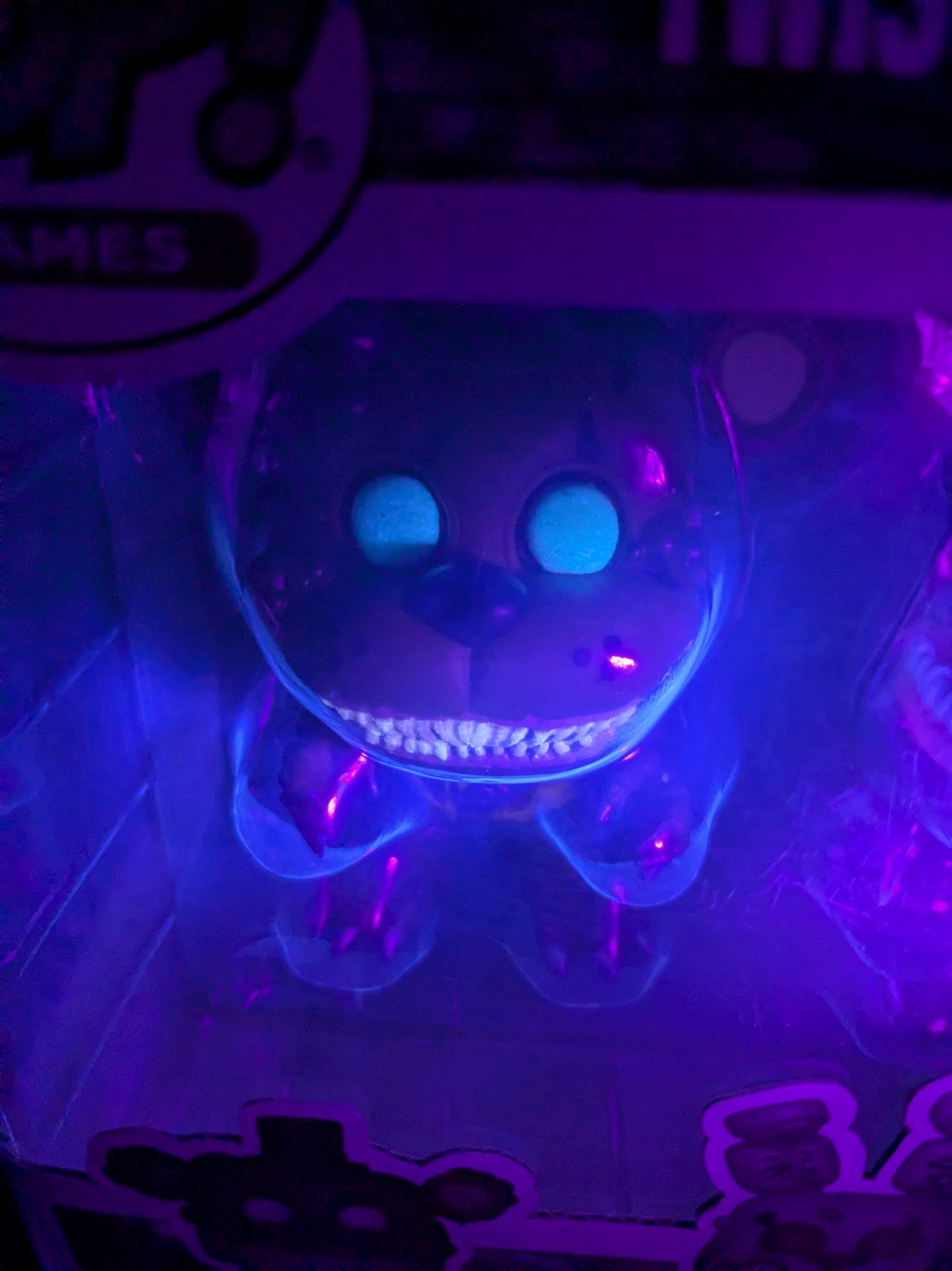 Funko pop : Twisted Freddy / Twisted Bonnie / Twisted Wolf / Twisted Chica (glow)