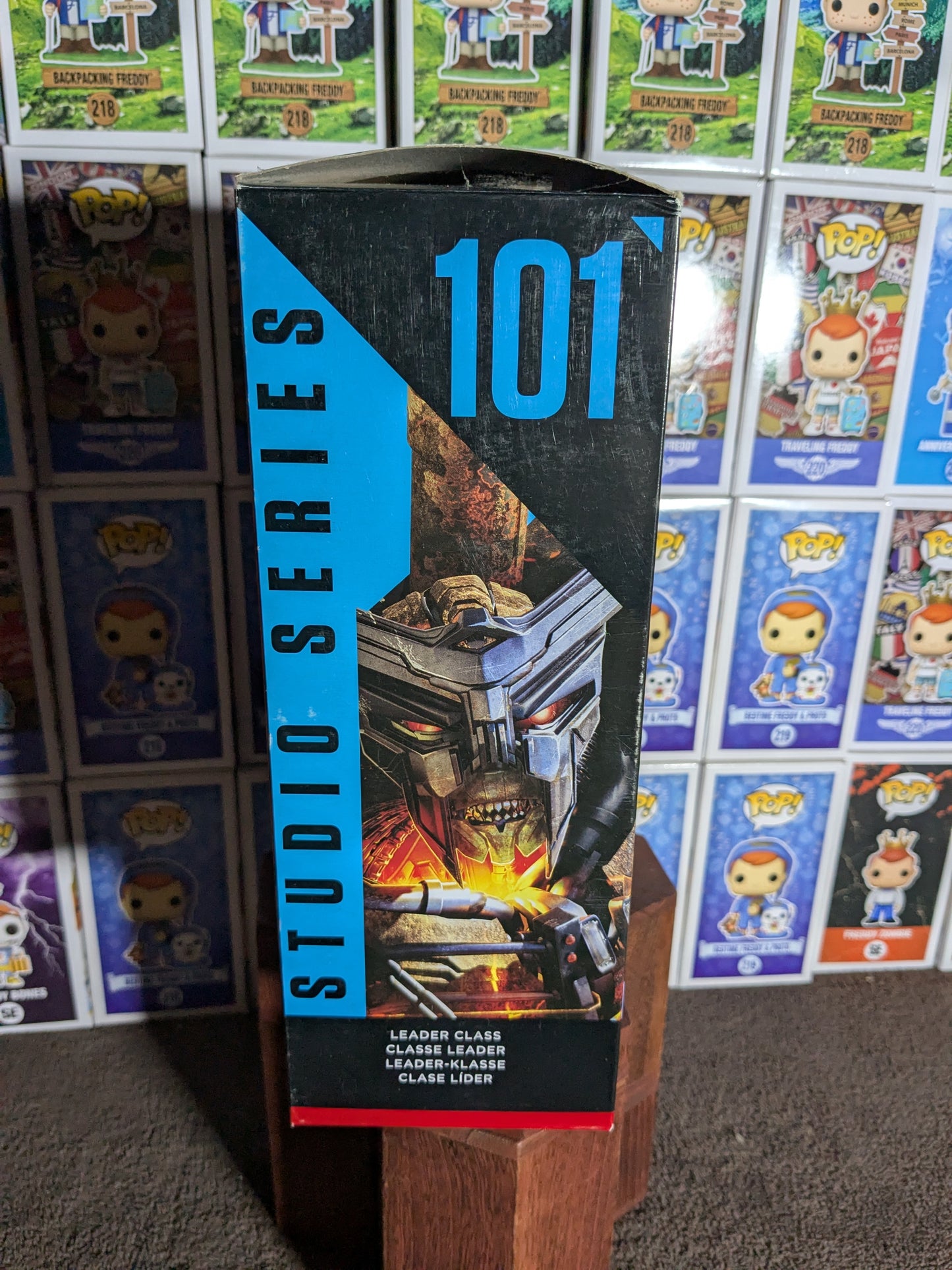 Studio Series 101 : Scourge