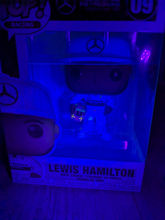 Funko pop Racing #09 - Lewis Hamilton with Helmet