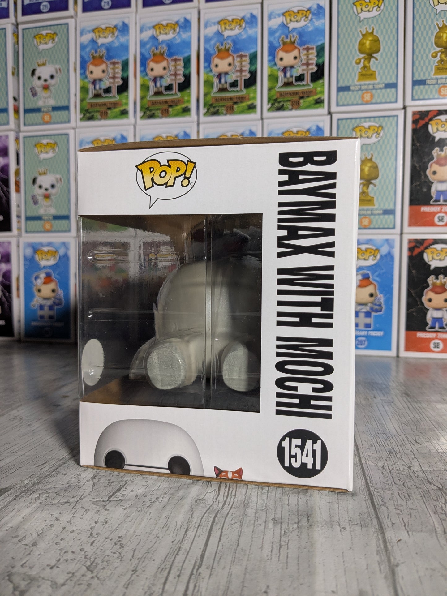 Funko pop 1541 : Baymax with Mochi