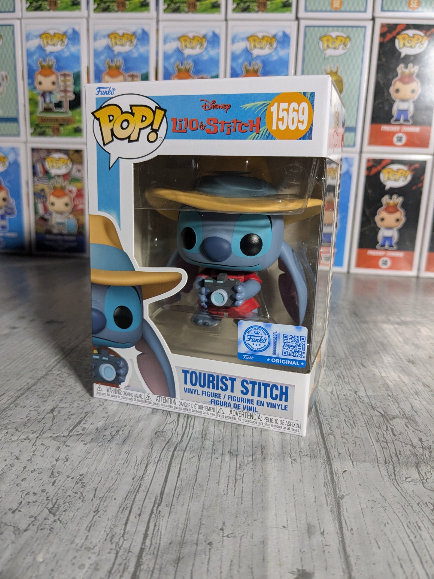 Funko pop 1569 : Tourist Stitch
