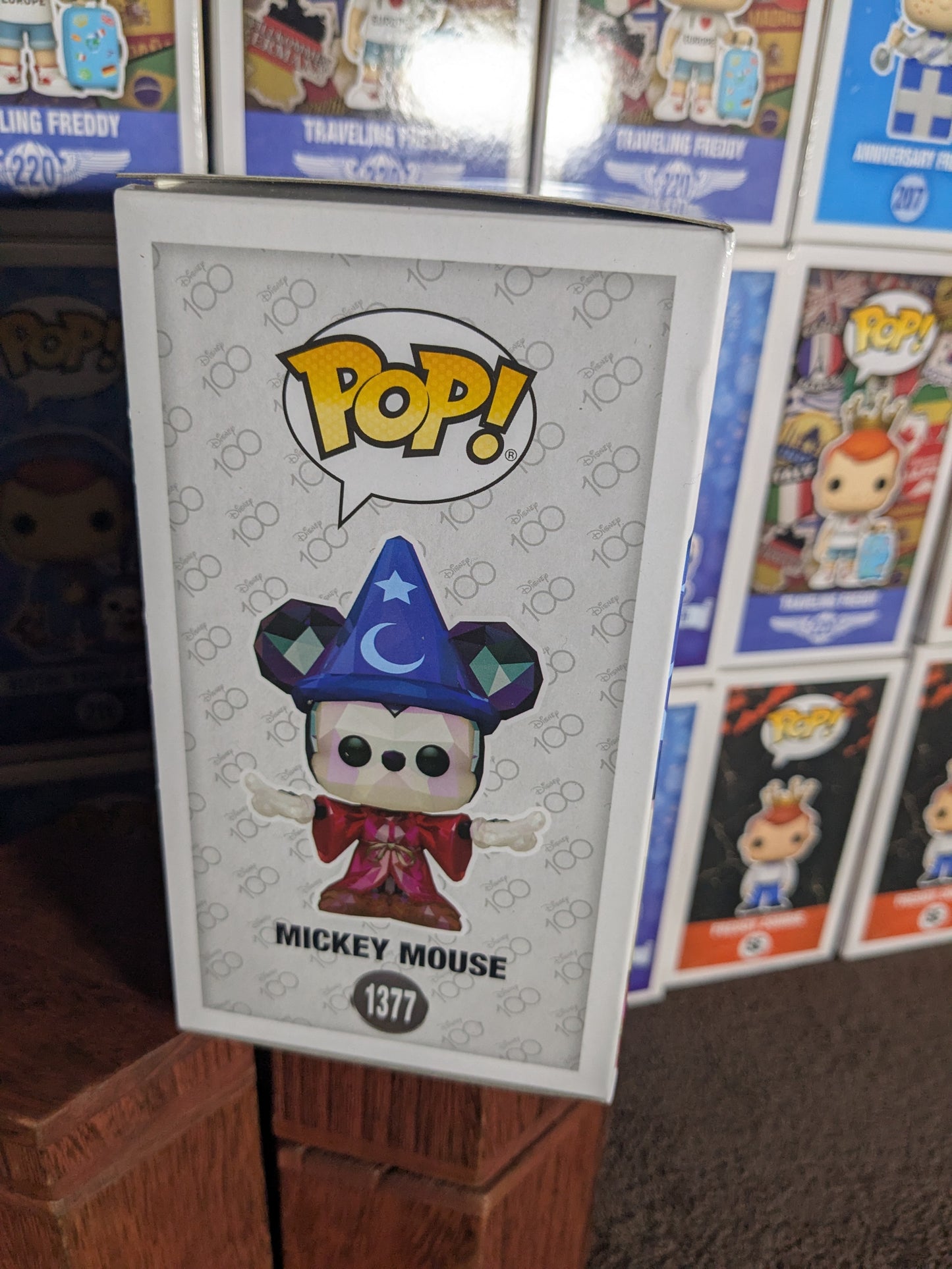 Funko pop 1377 : Mickey Mouse - CapyToys