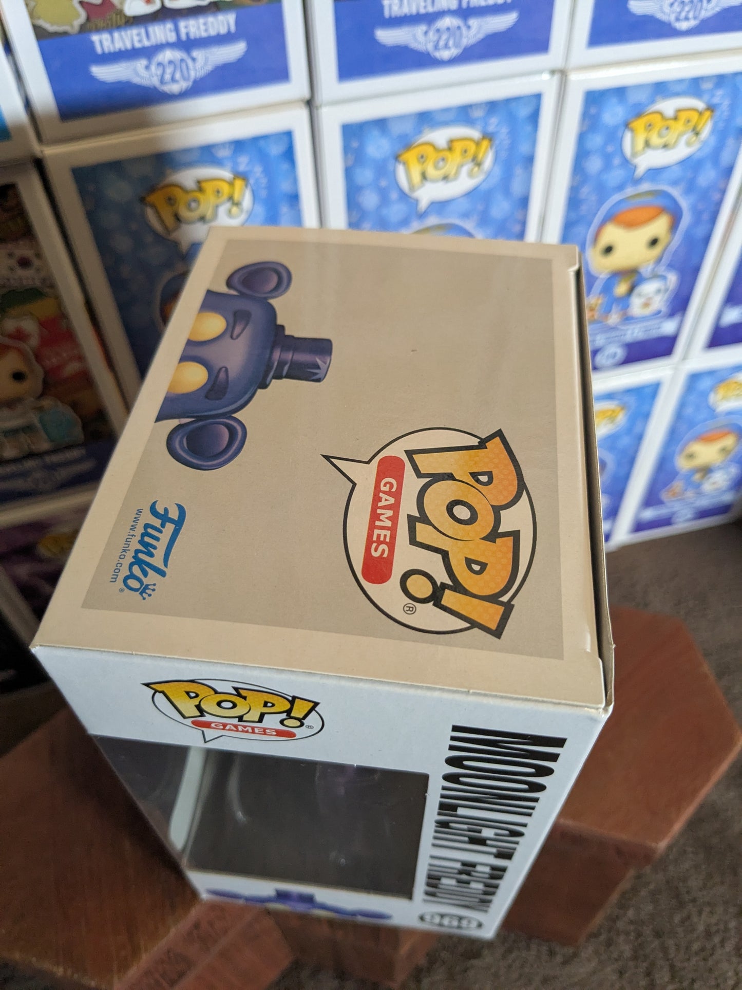 Funko Pop 969: Moonlight Freddy (AE)