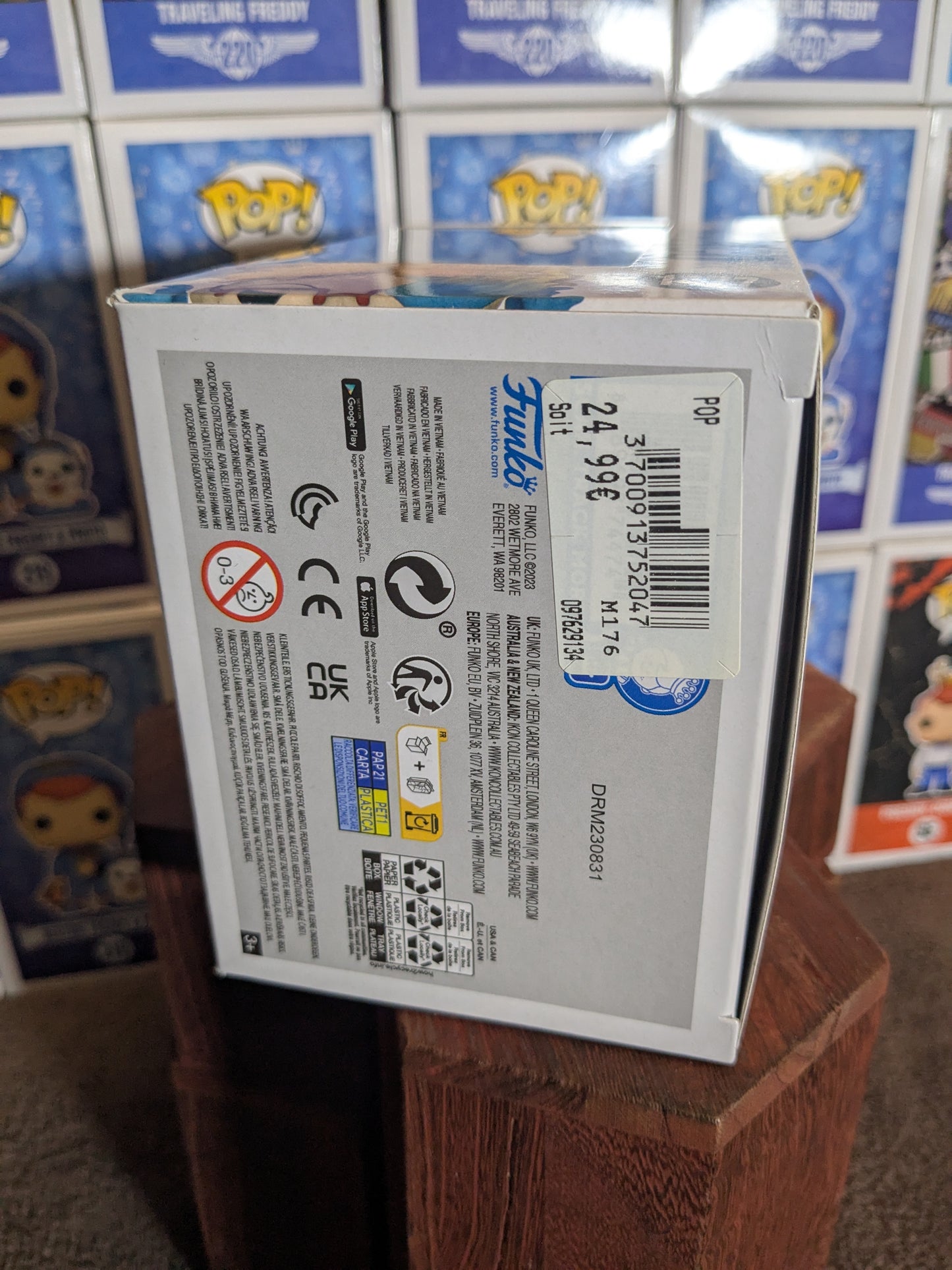 Funko pop 1477 : Marco (SE/Damaged Box)