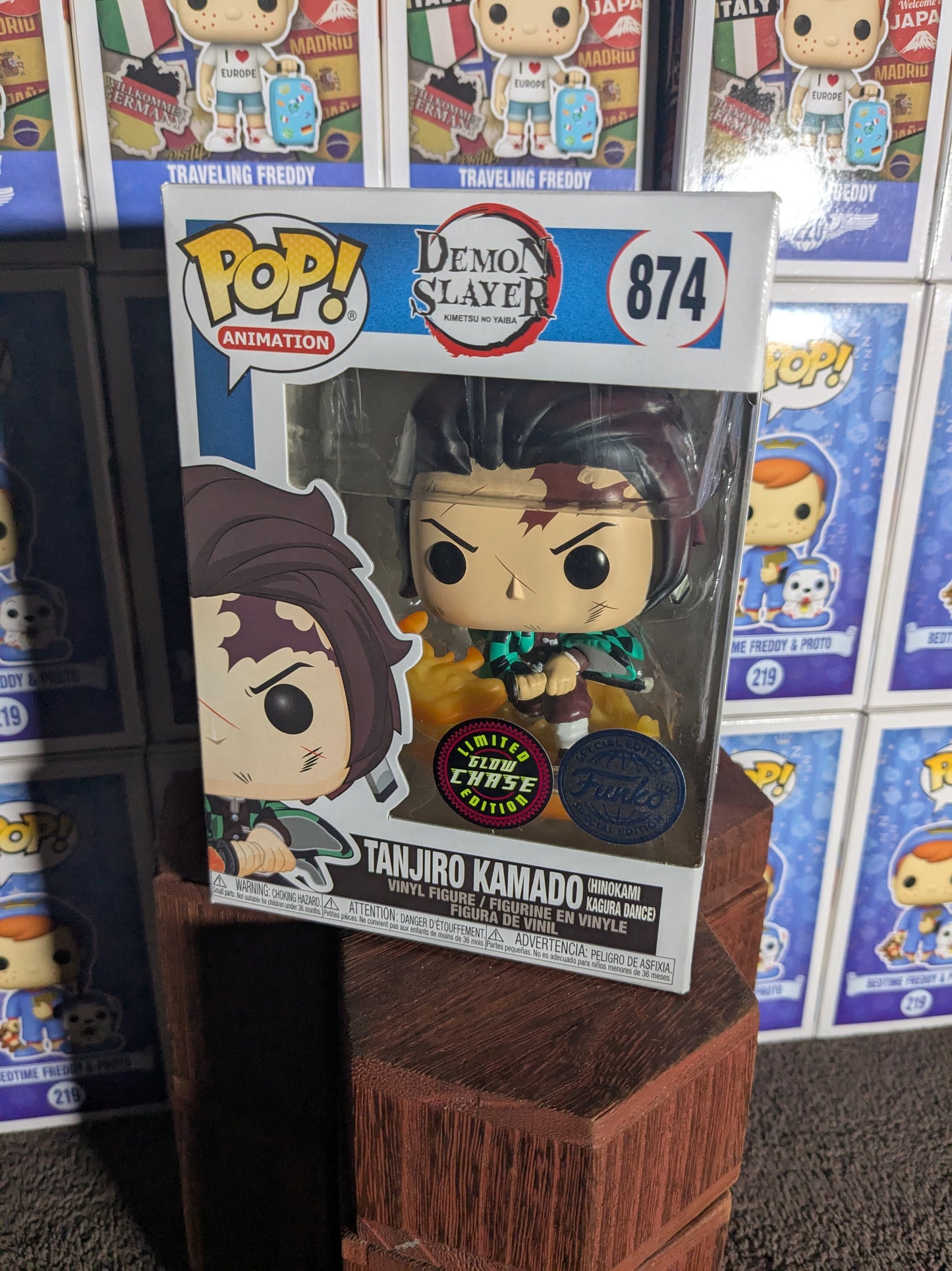 Funko Pop 874: Tanjiro Kamado Hinokami Kagura Dance (Chase)