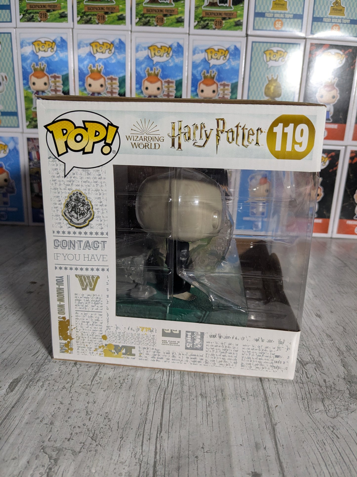 Funko pop 119 : Harry vs Voldemort (Opened/Damaged Box)