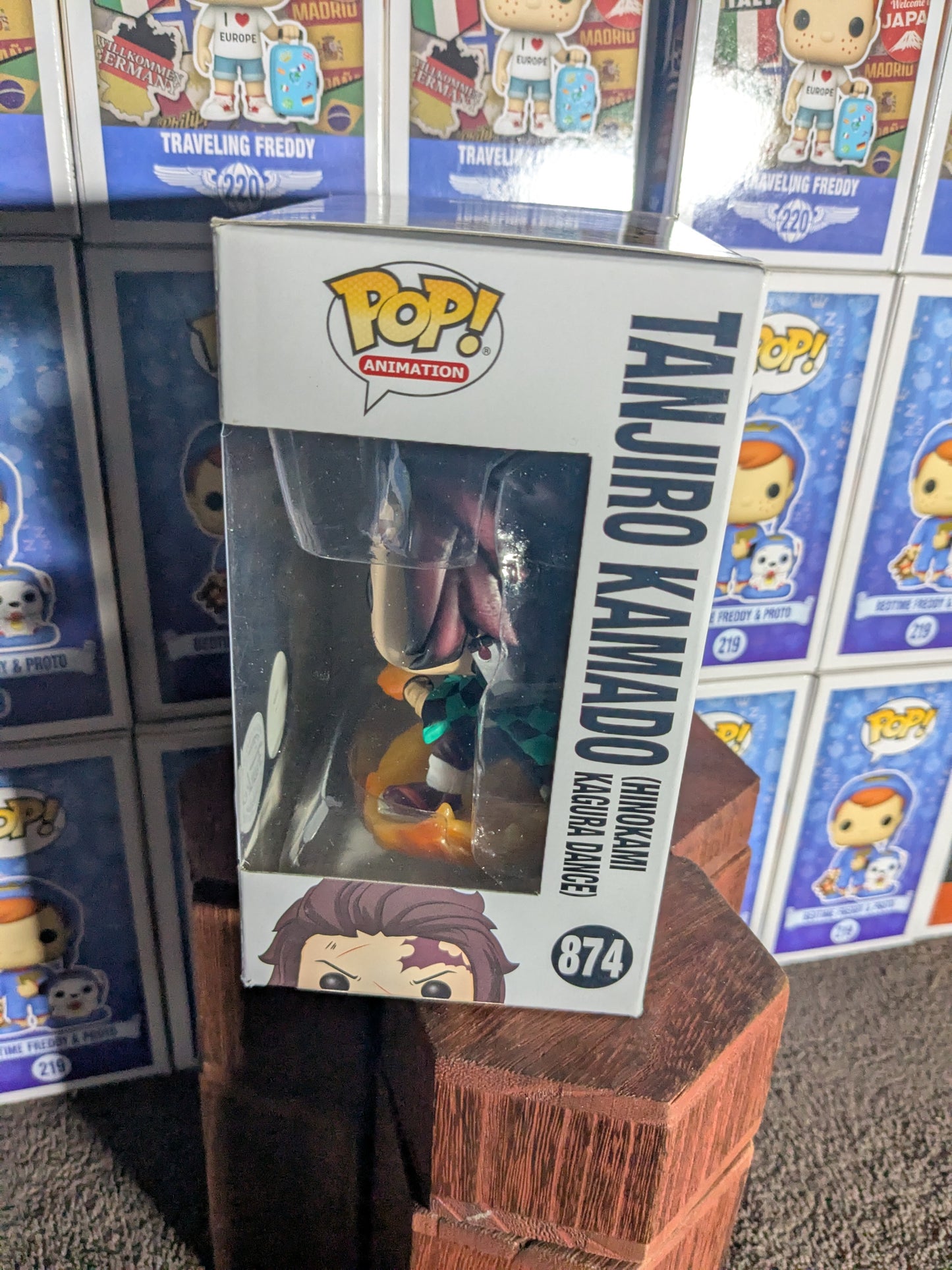 Funko Pop 874: Tanjiro Kamado Hinokami Kagura Dance (Chase)