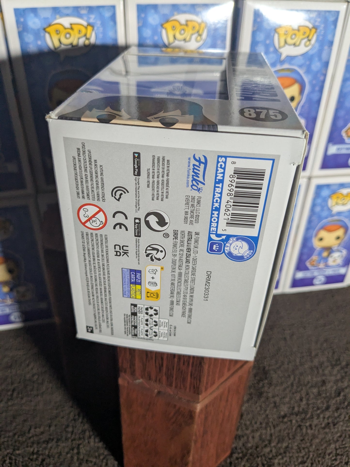 Funko pop 875: Inosuke Hashibira (Inseguimento floccato/Scatola danneggiata)