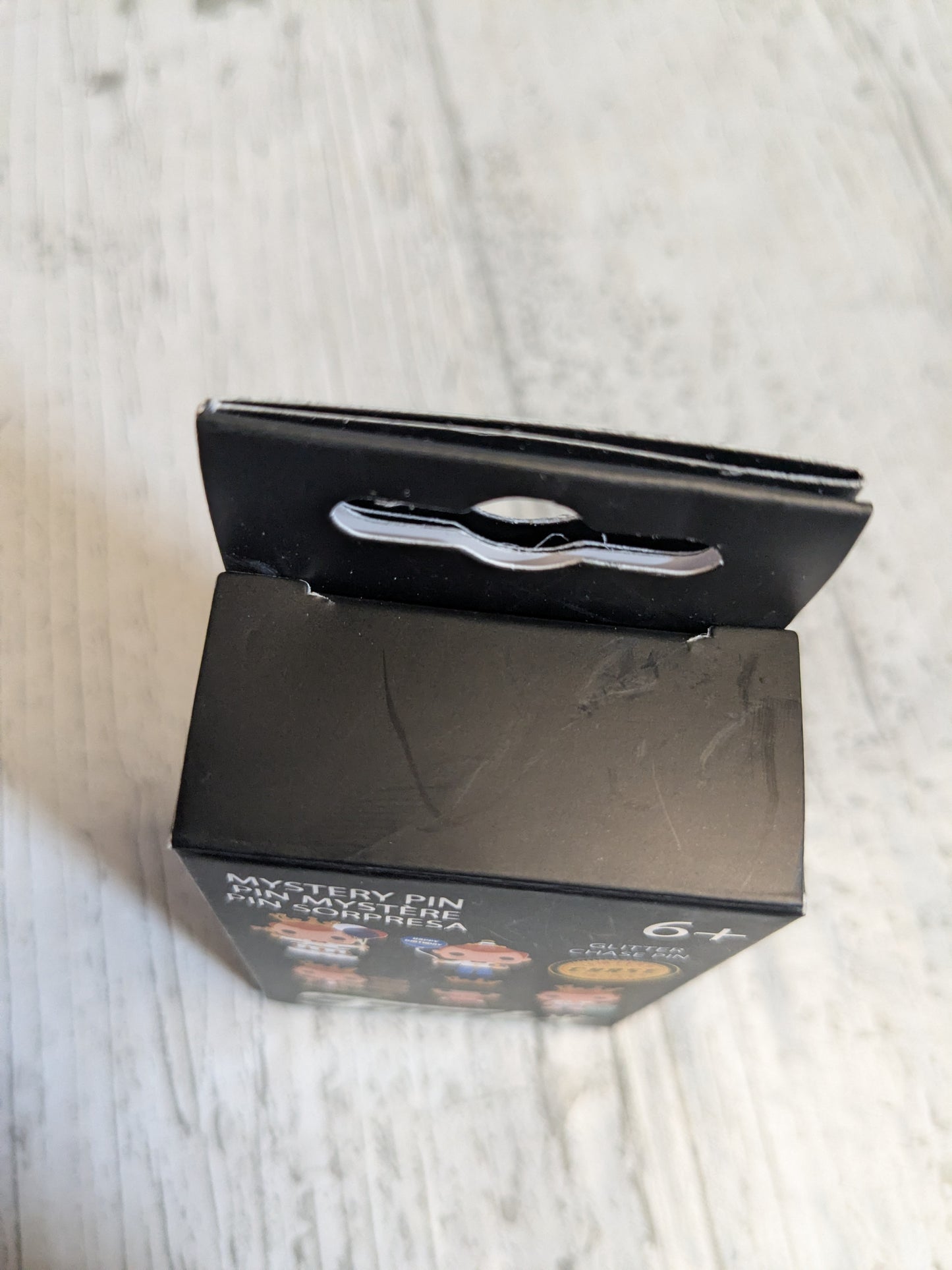 Funko Europe 5th Anniversary Mystery Pin - Palace Guard Freddy