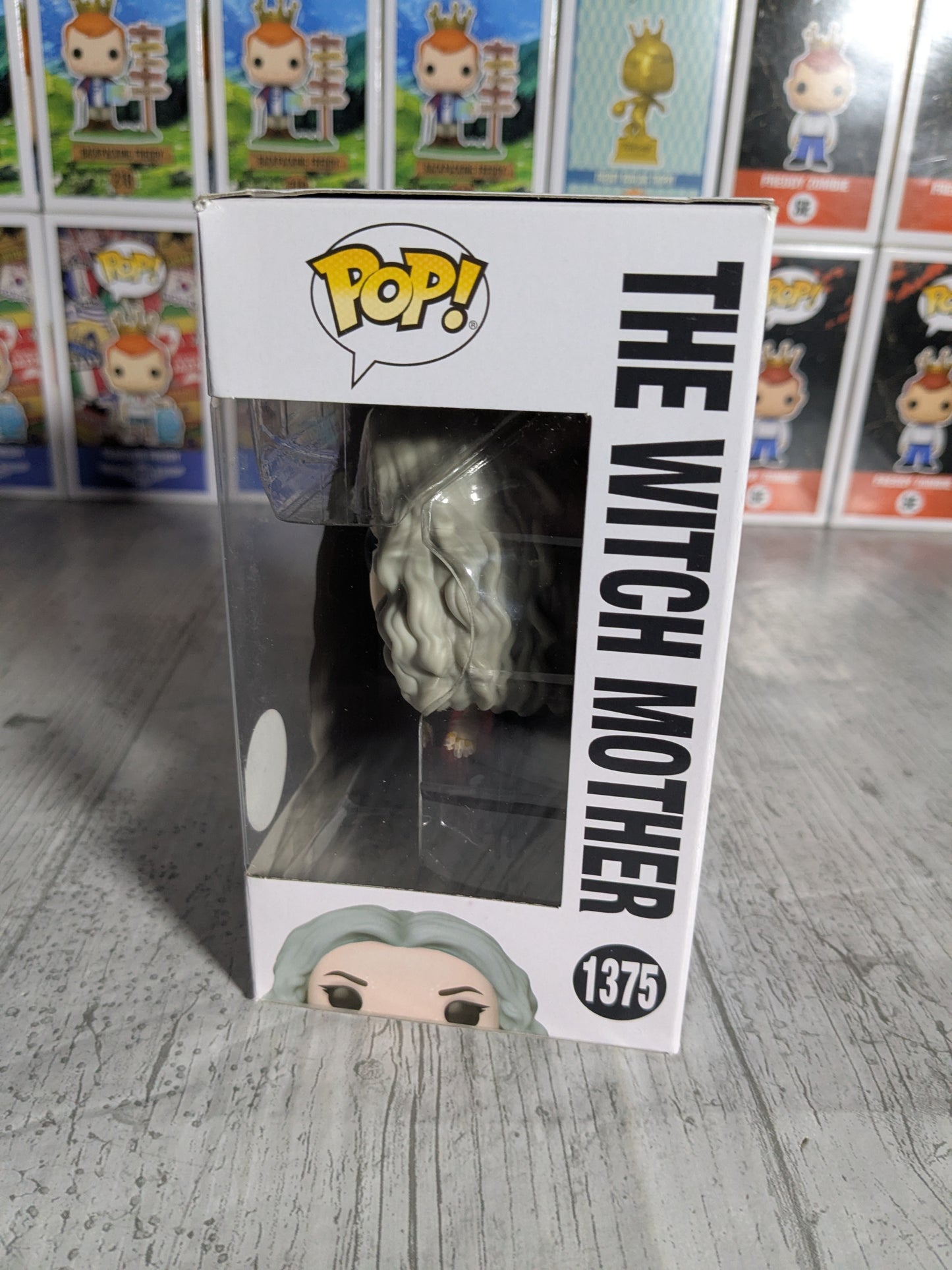 Funko pop 1375 : The Witch Mother (Damaged Box)
