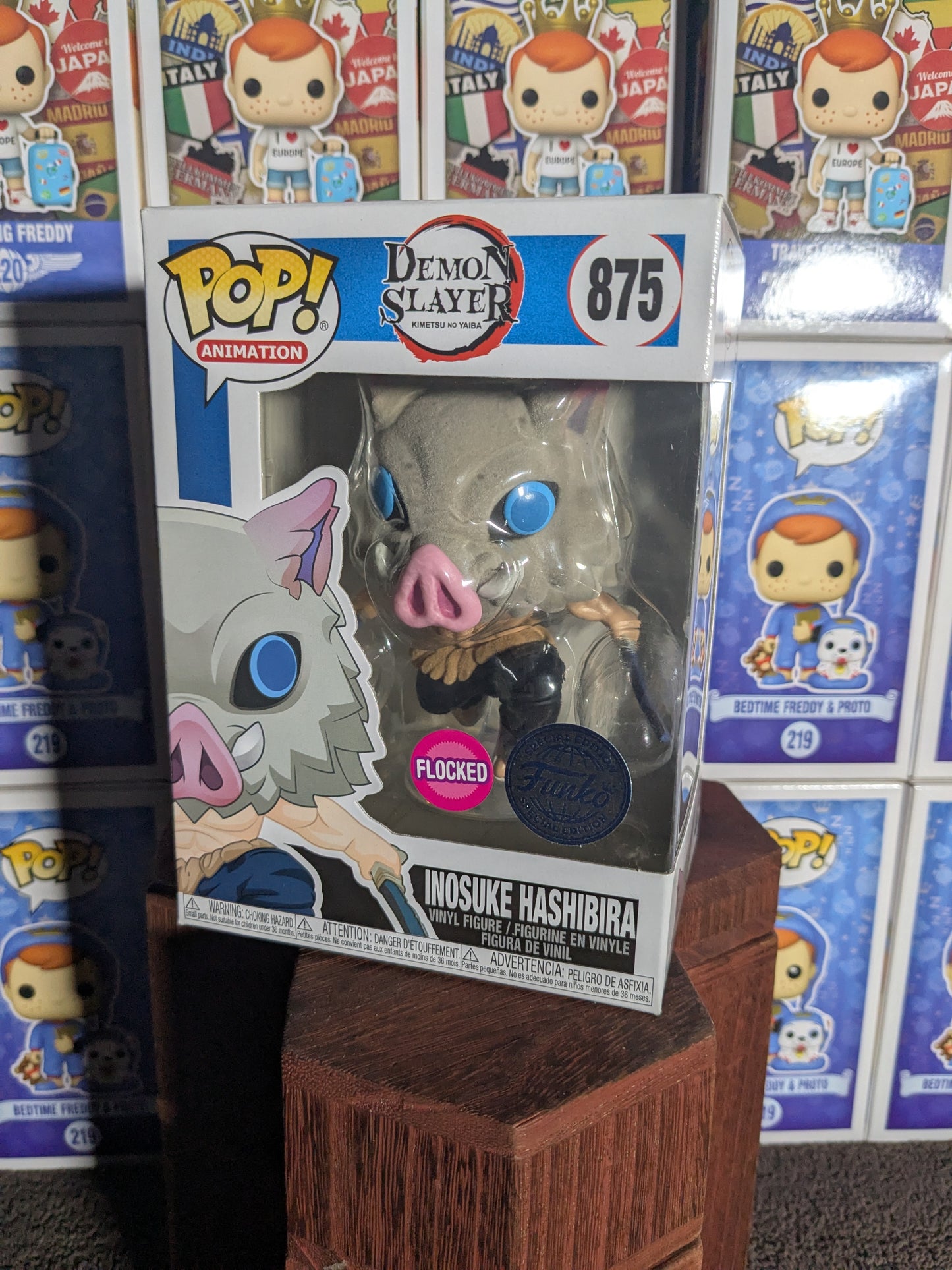 Funko pop 875: Inosuke Hashibira (floccato)