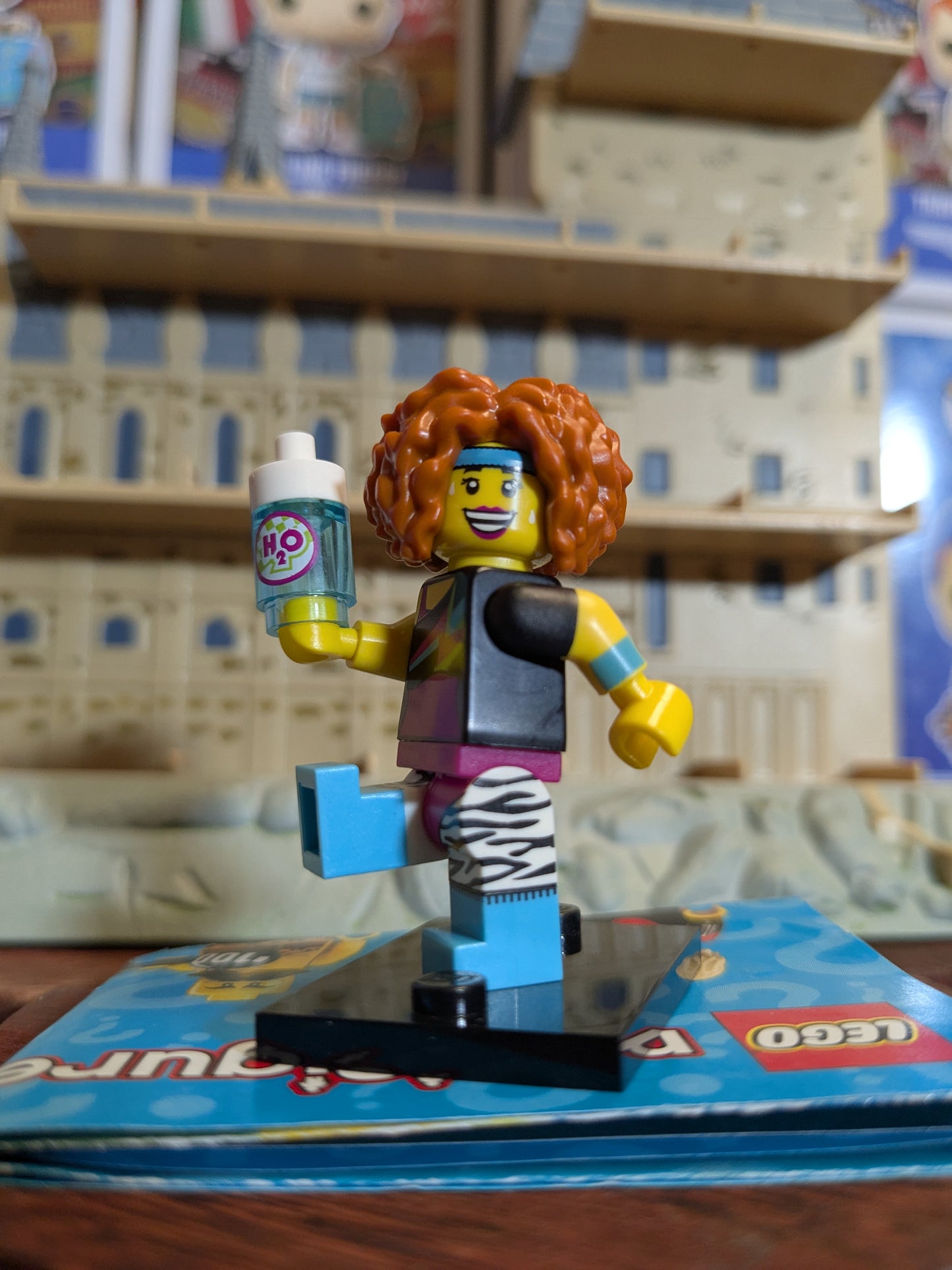 Lego Minifigures : Dance Instructor