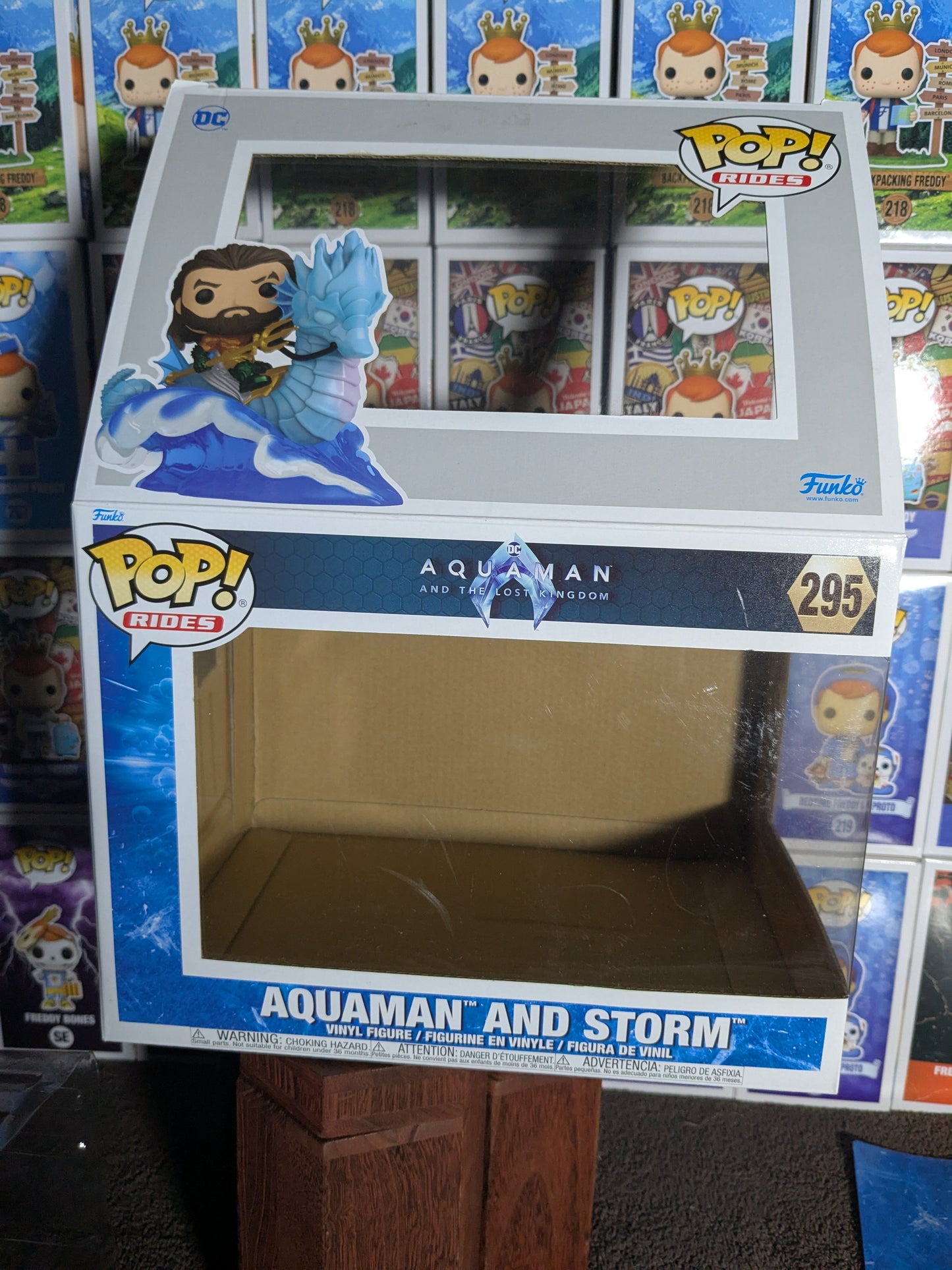 Funko pop 295 : Aquaman and Storm (Damaged Box)