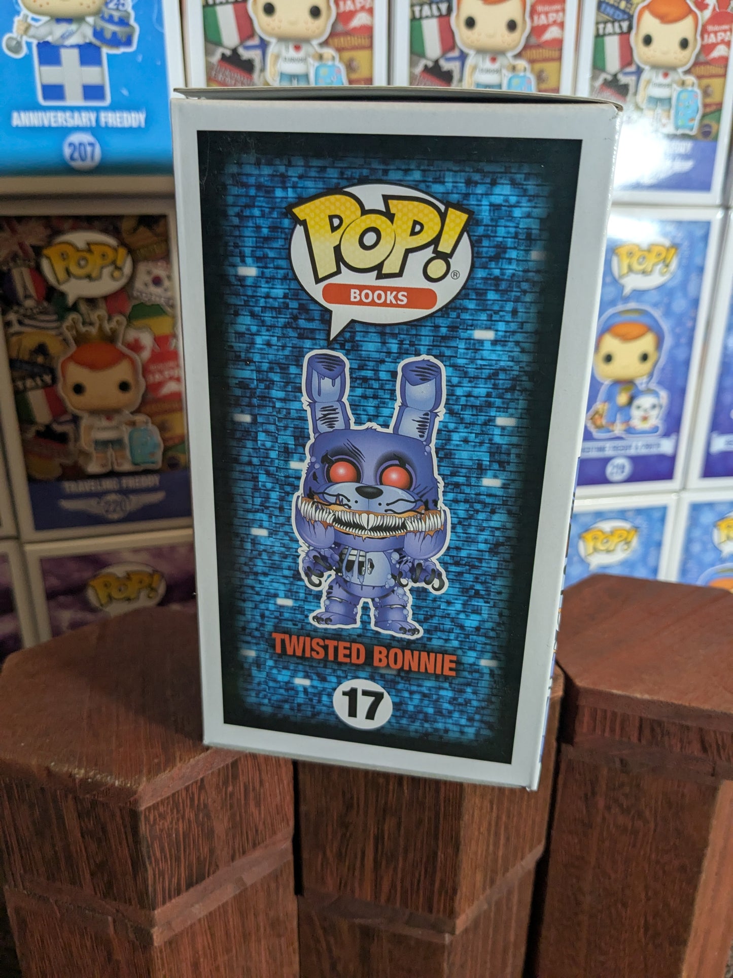 Funko Pop 17: Twisted Bonnie