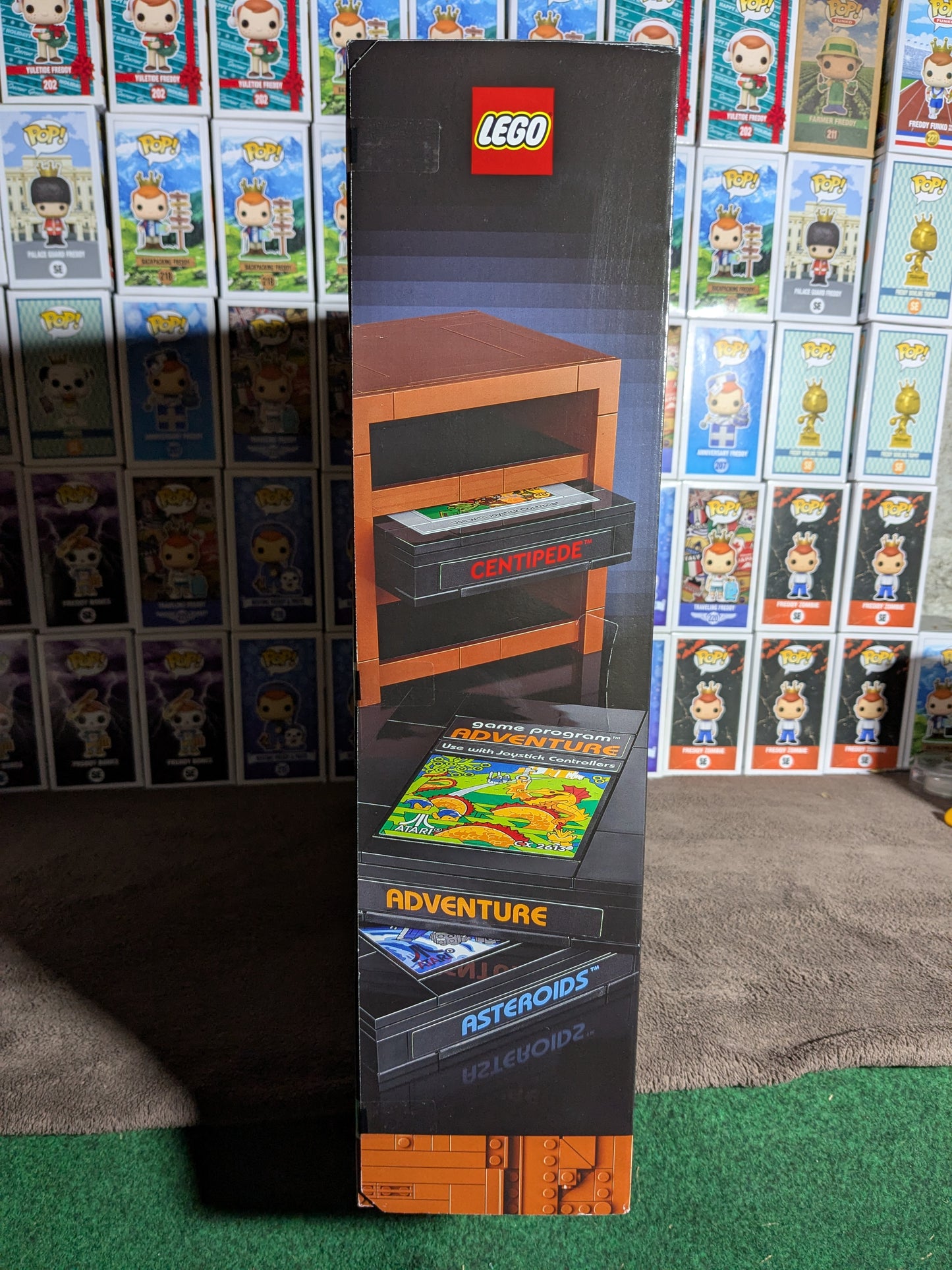 Lego 10306 : Atari Video Computer System (Damaged Box)