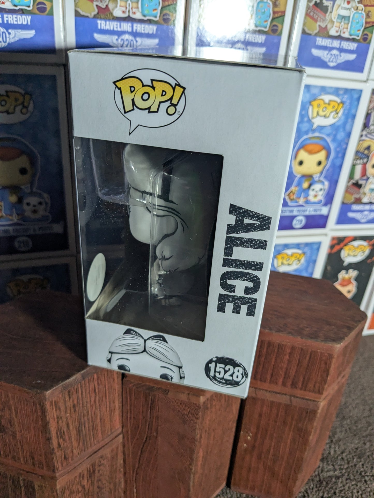 Funko pop 1528 : Alice - CapyToys