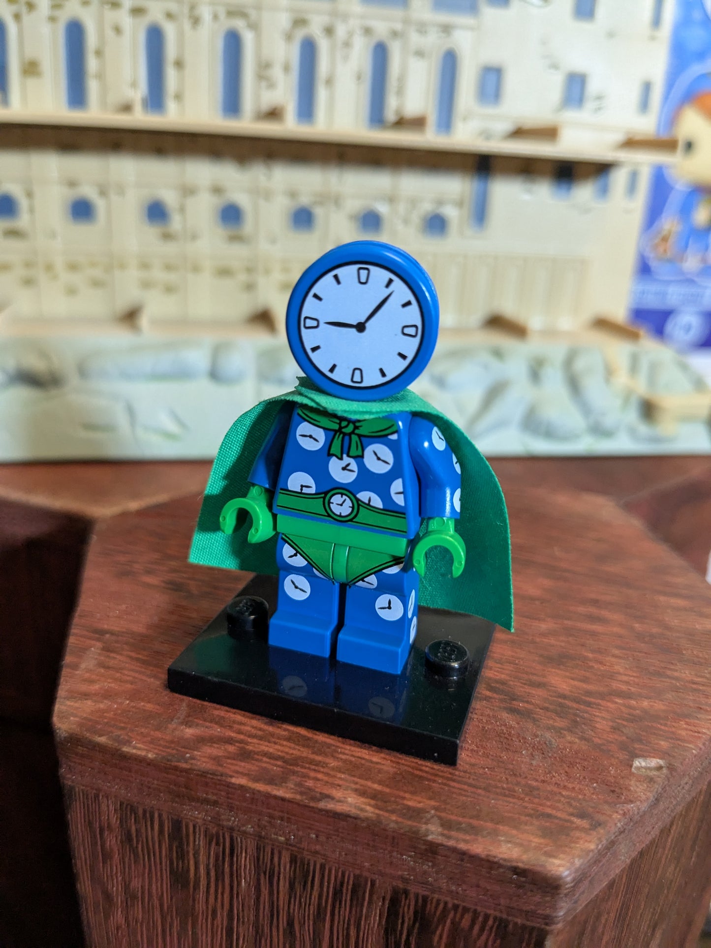 Lego Minifigures : Clock King