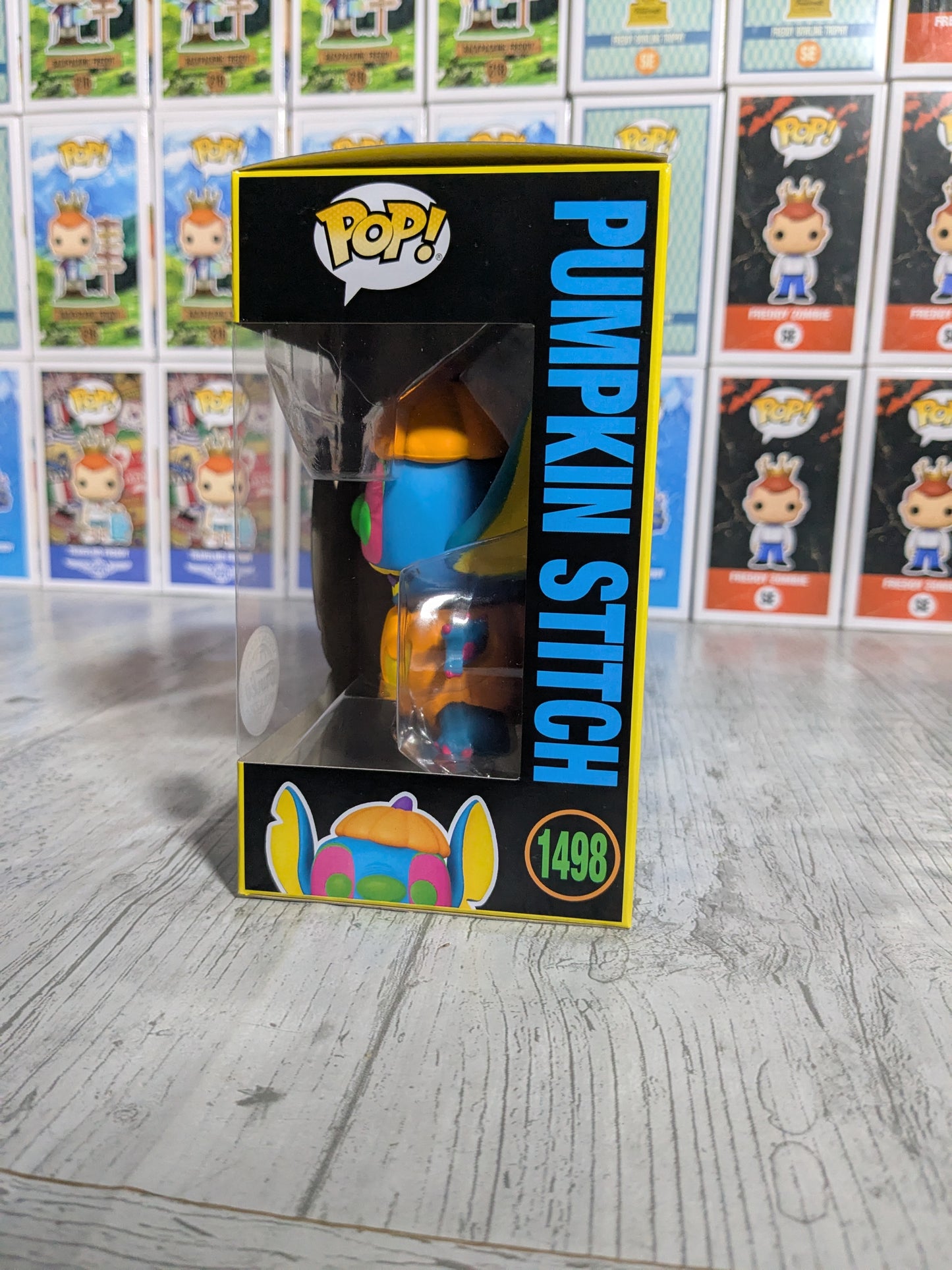 Funko pop 1498 : Pumpkin Stitch (Blacklight)