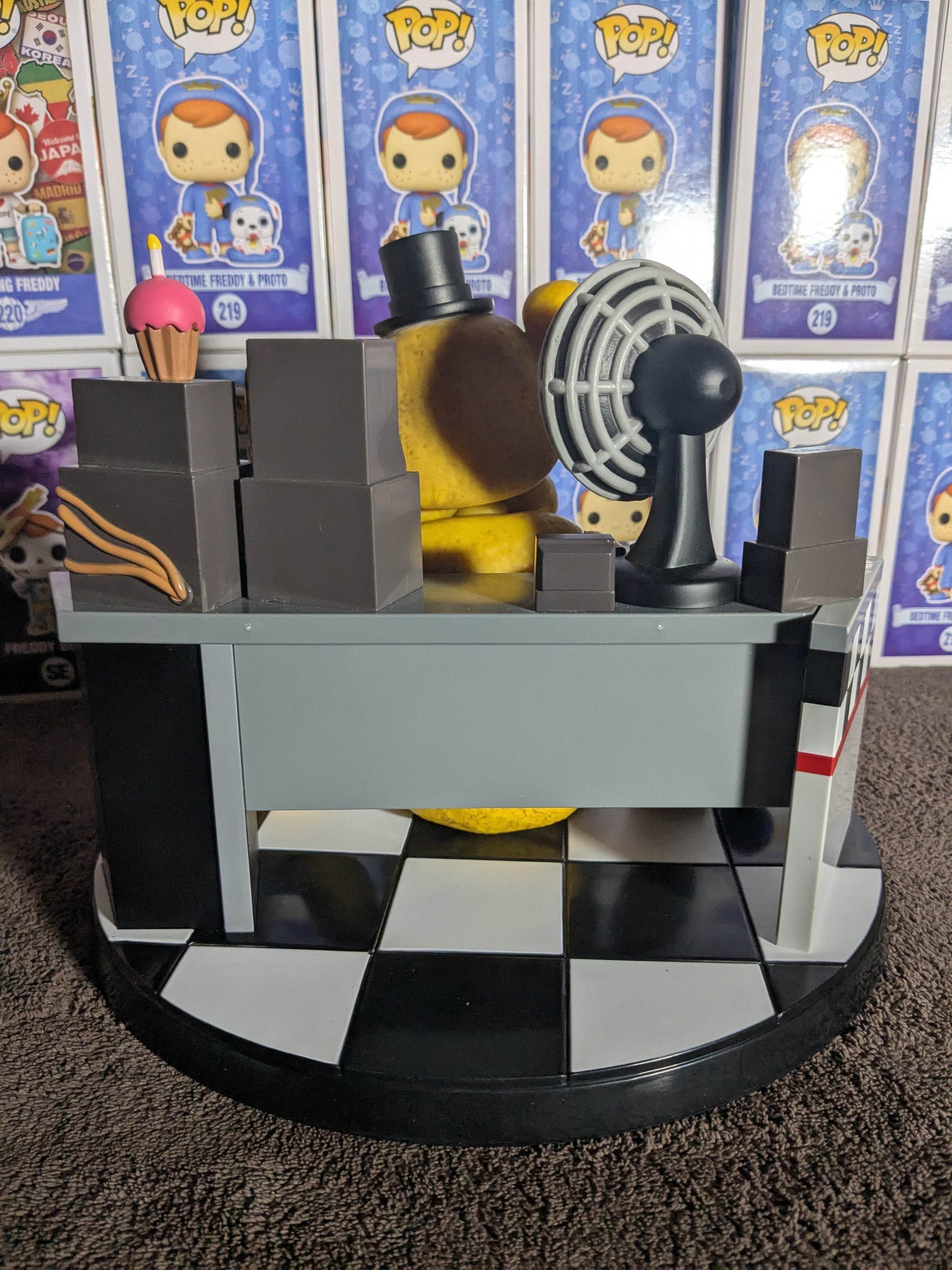 Funko Five Nights at Freddy's Collectible Statue (Opened/Damaged Plastic) - CapyToys