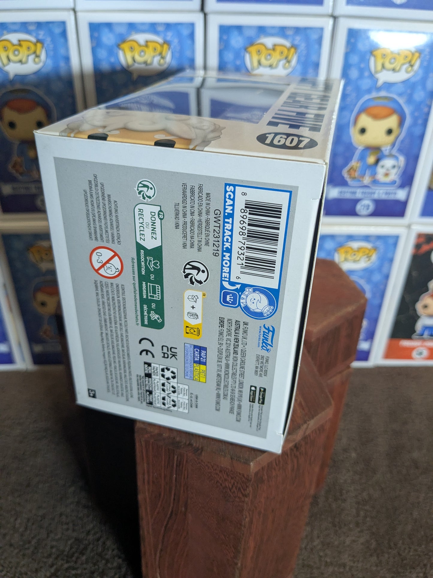 Funko pop 1607 : Luffy Gear Five (Damaged box/plastic)