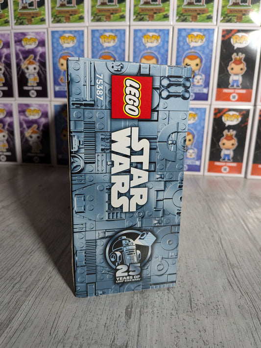 LEGO Star Wars #75387 - Boarding the Tentive IV