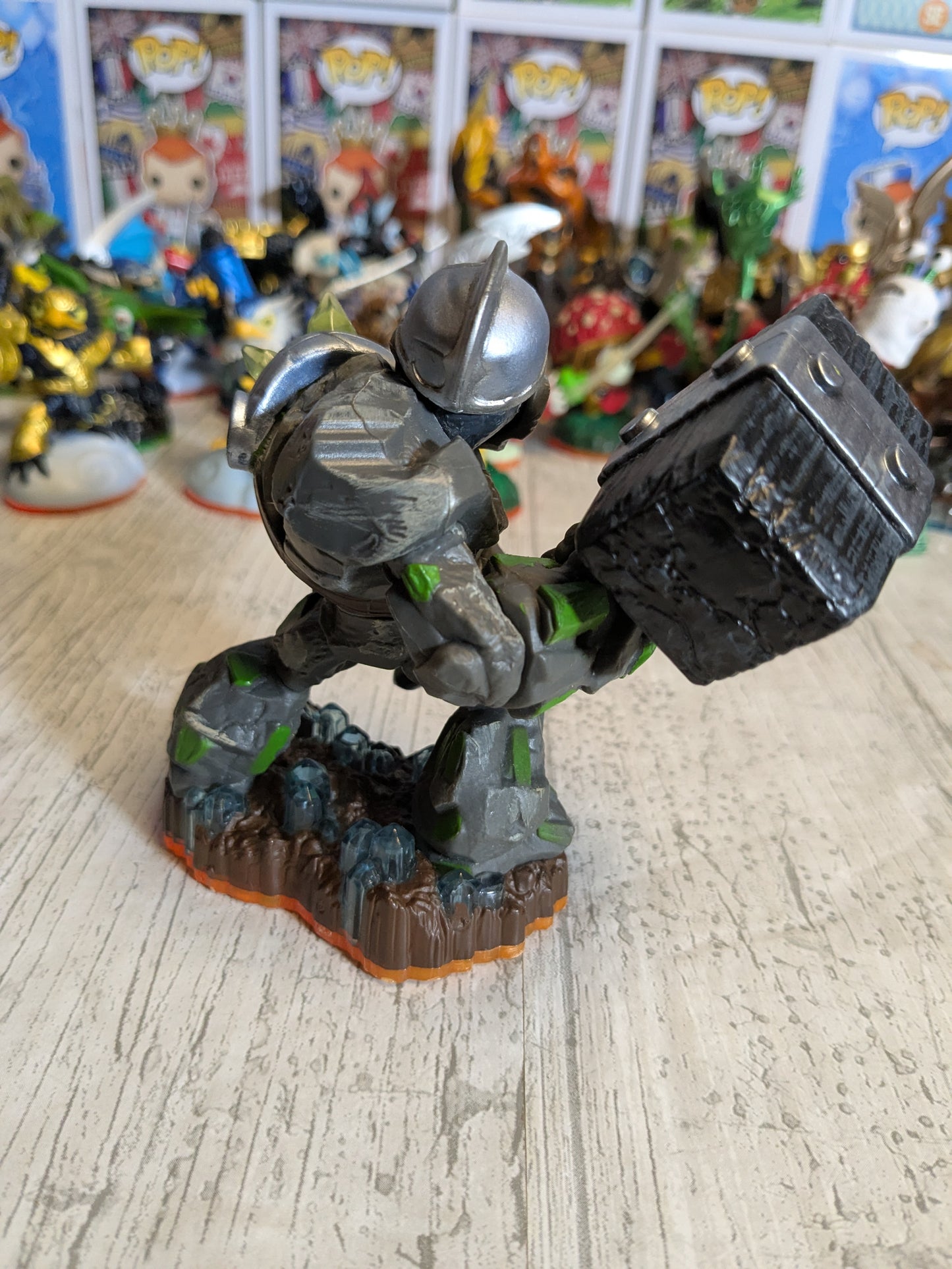 Skylanders : Crusher
