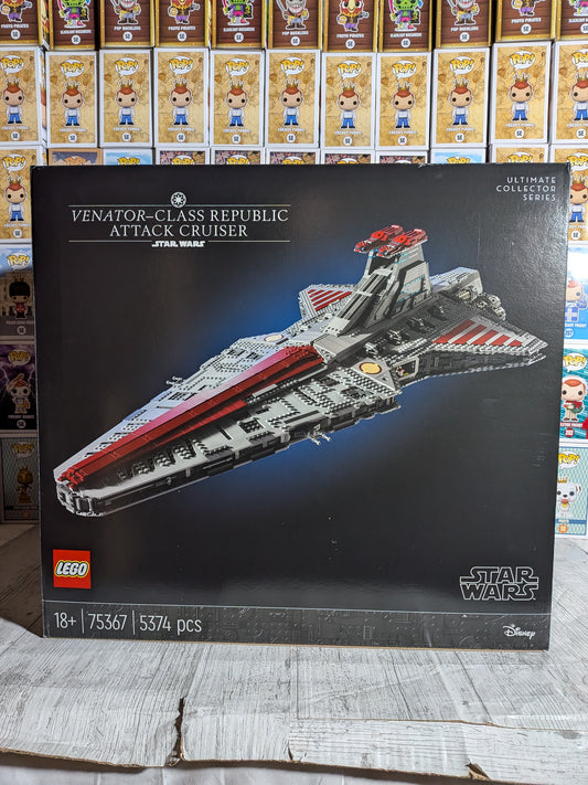 LEGO Star Wars #75367 - Venator-Class Republic Attack Cruiser (Damaged Box)