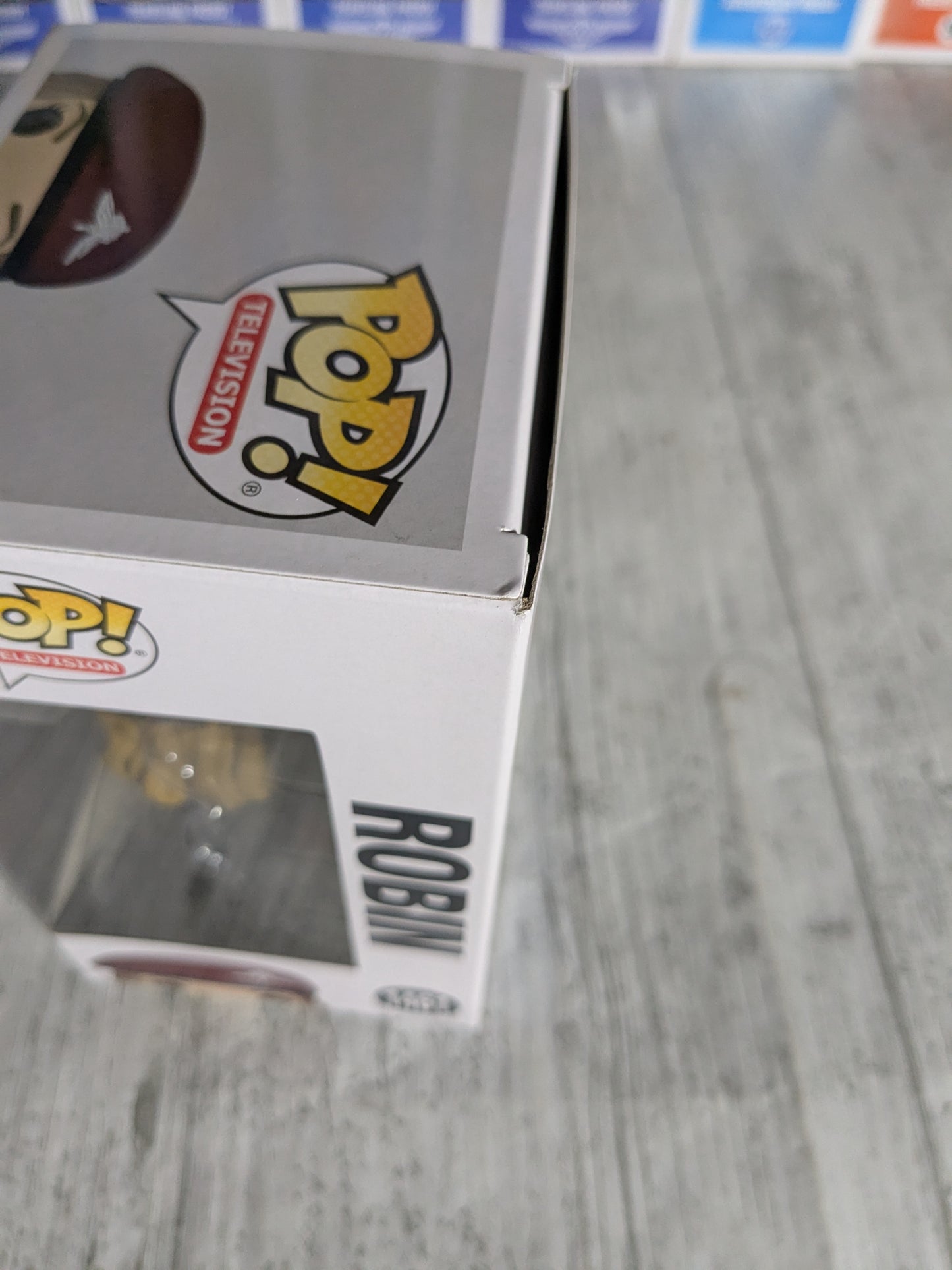 Funko pop 1461 : Robin