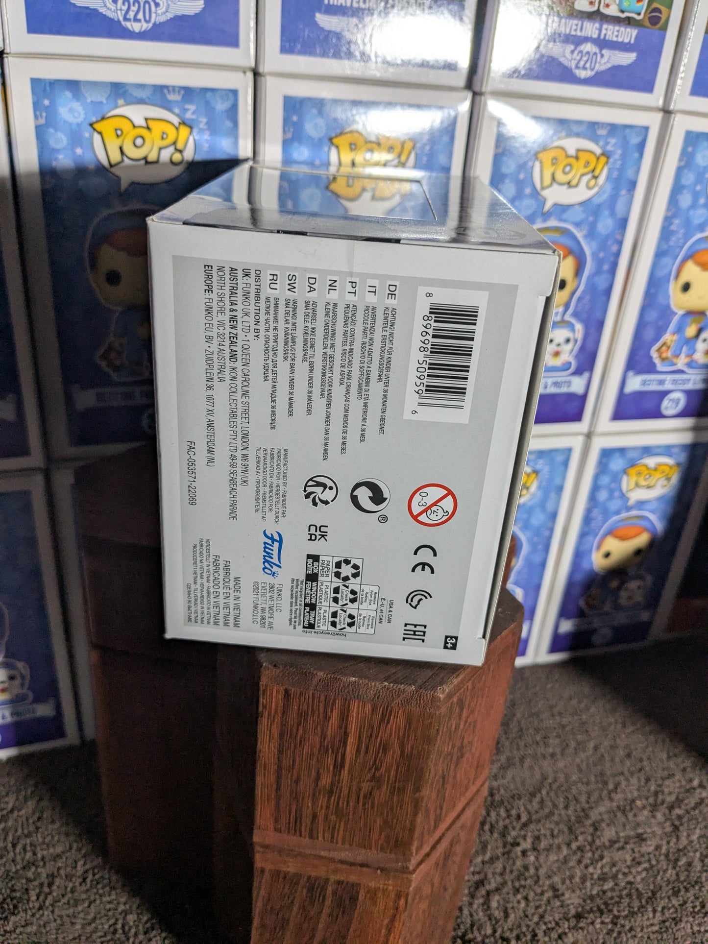 Funko pop 402 : The Mandalorian with the child - CapyToys