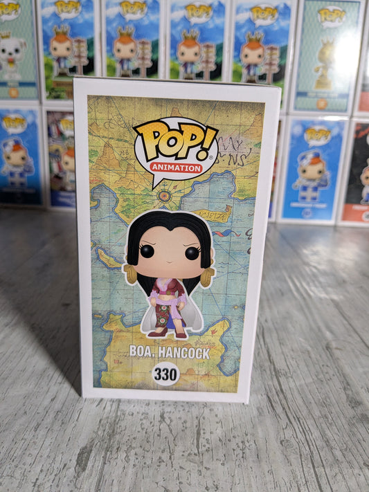 Funko pop 330: Boa Hancock (scatola danneggiata)