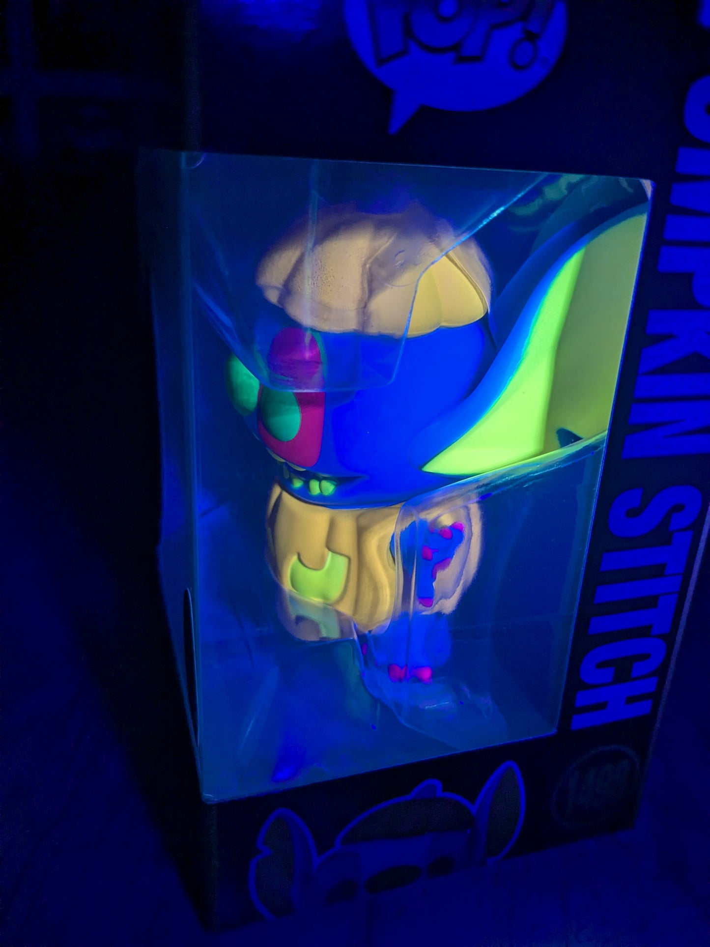 Funko pop 1498 : Pumpkin Stitch (Blacklight)