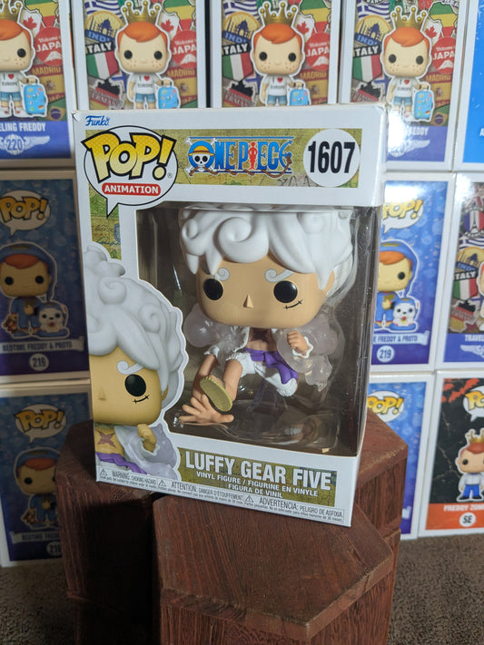 Funko pop 1607 : Luffy Gear Five (Damaged box/plastic)