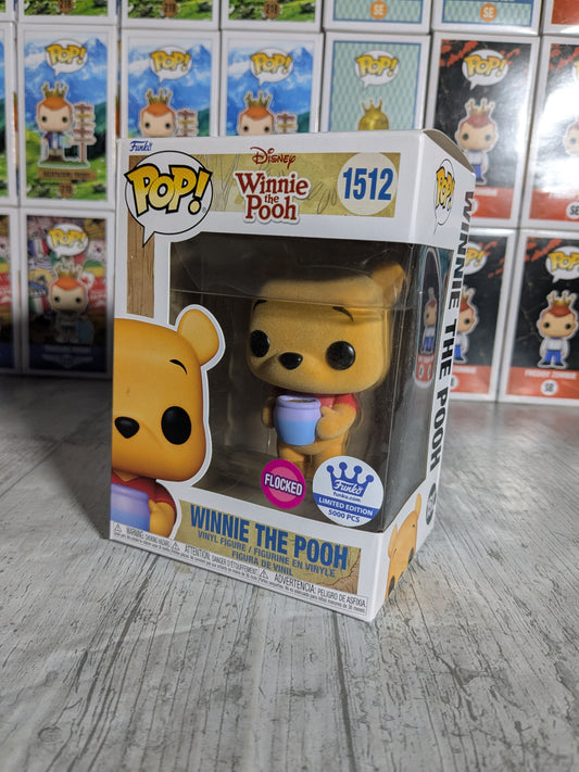 Funko pop 1512 : Winnie the Pooh (Flocked / Damaged Box)