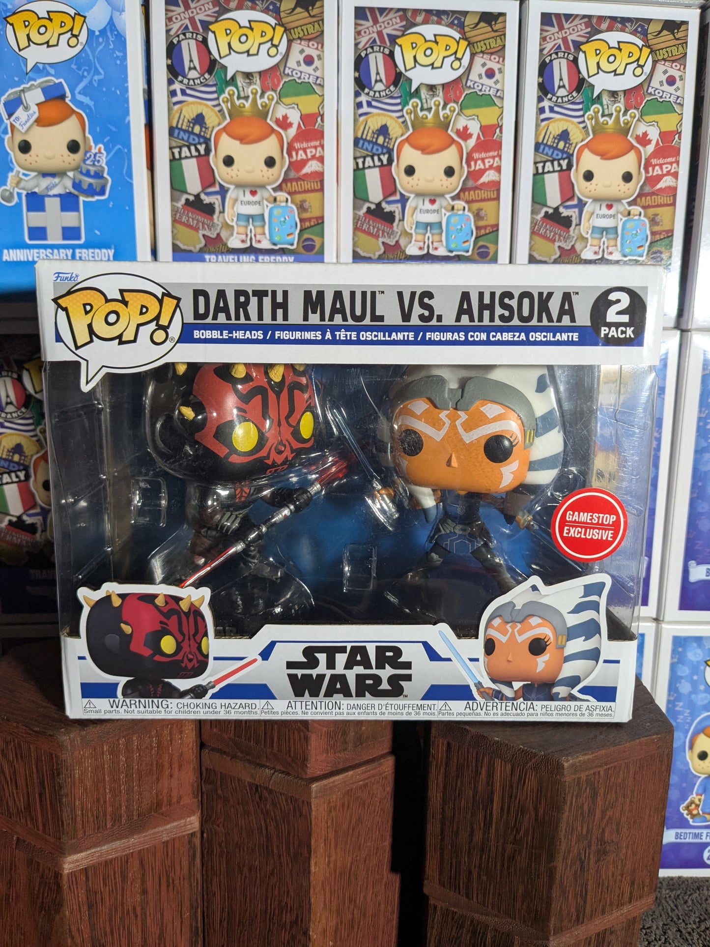 Funko pop : Darth Maul vs Ahsoka Tano (GameStop/Damaged Box) - CapyToys