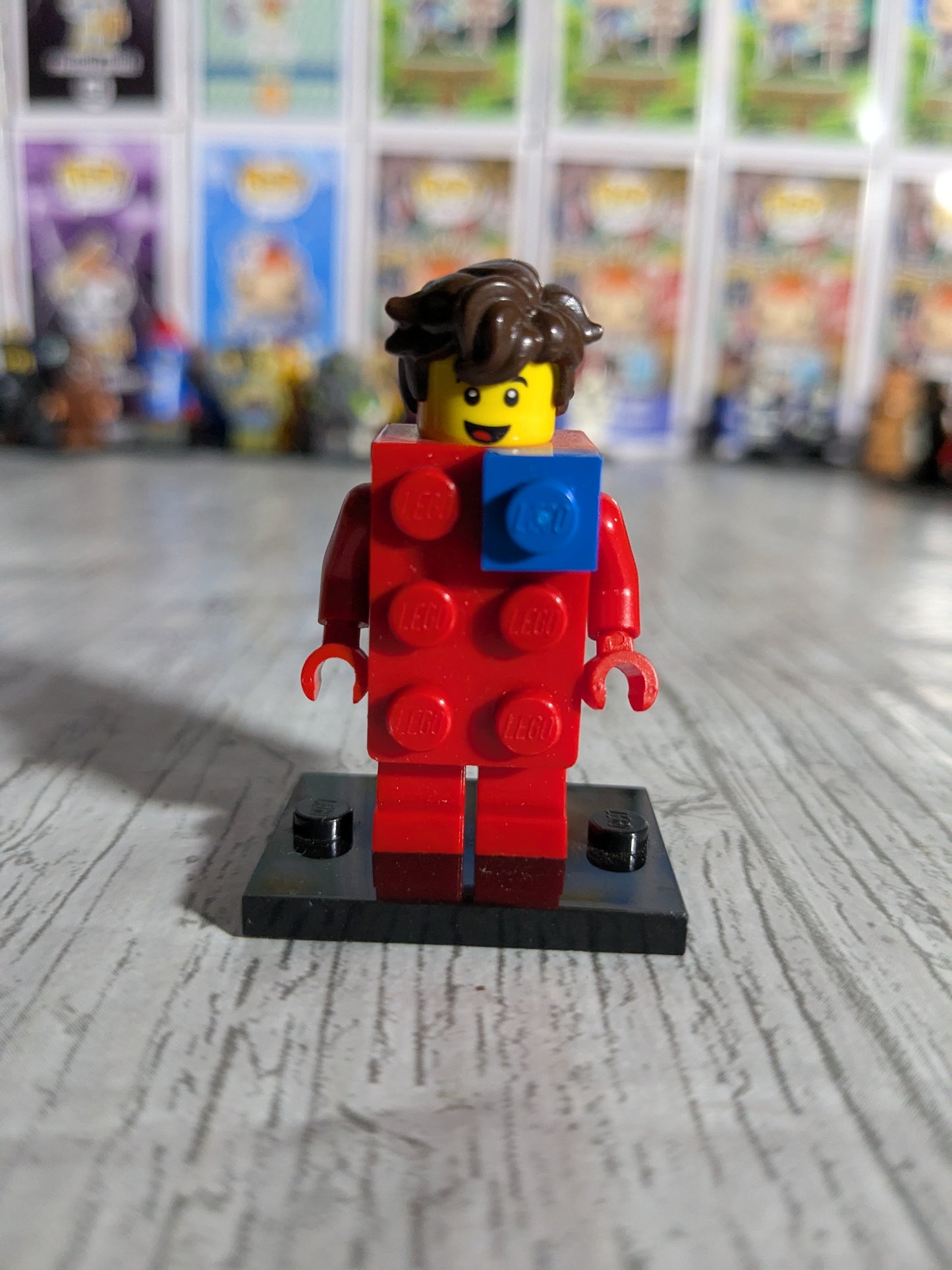 LEGO Minifigures : Brick Suit Guy (lire description)