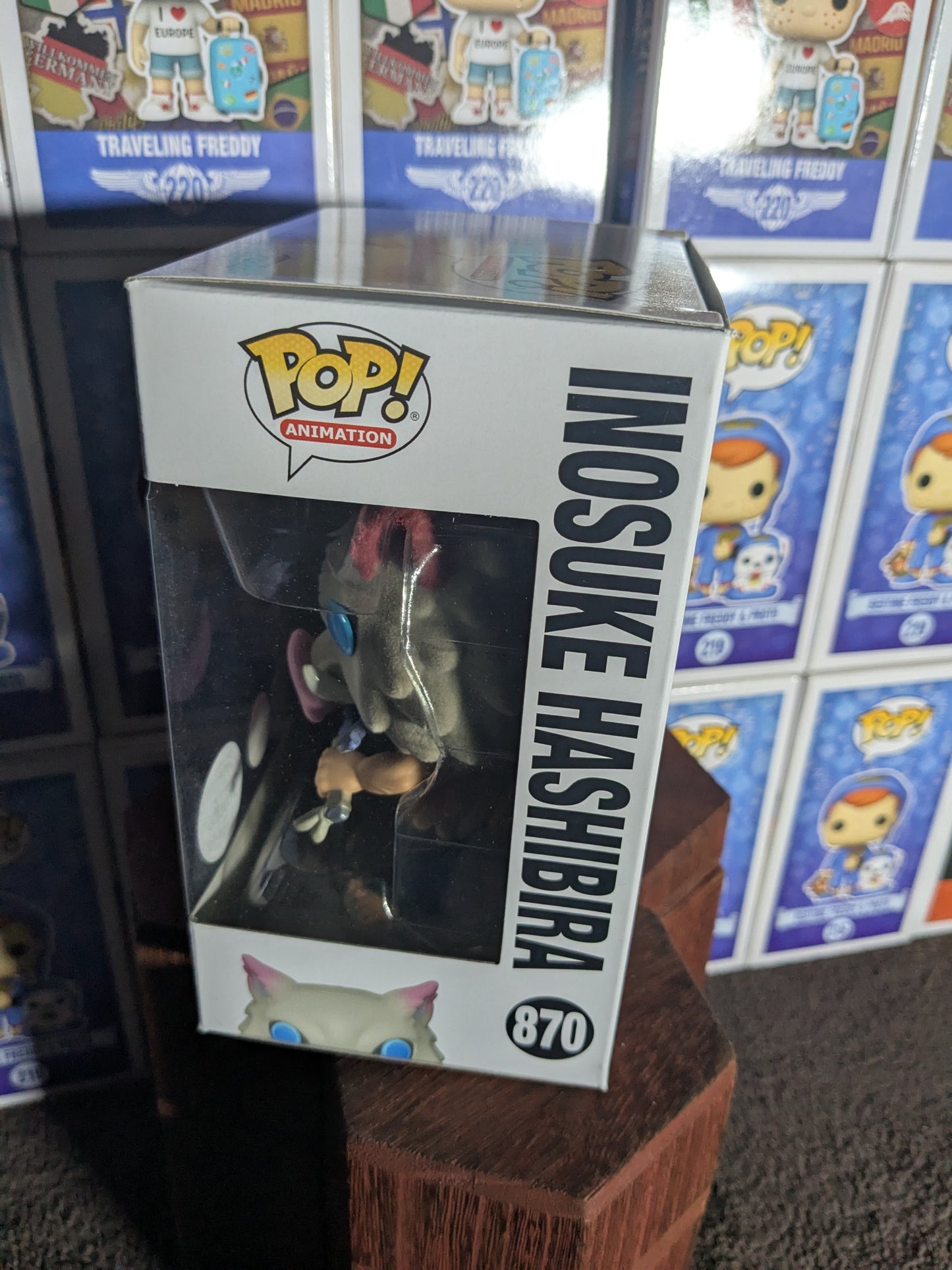 Funko pop 870: Inosuke Hashibira (floccato)