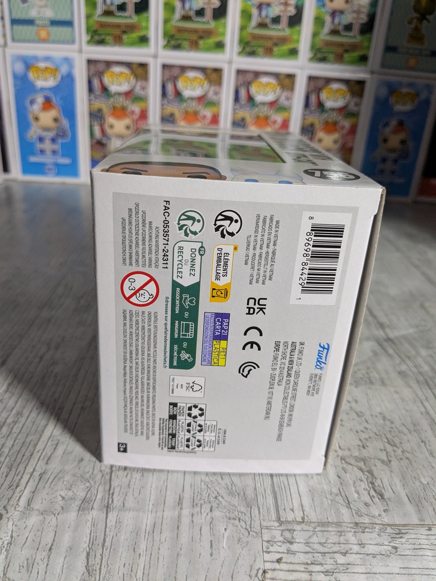 Funko pop Star Wars Rebels #756 - Ezra Bridger with Loth-Cat