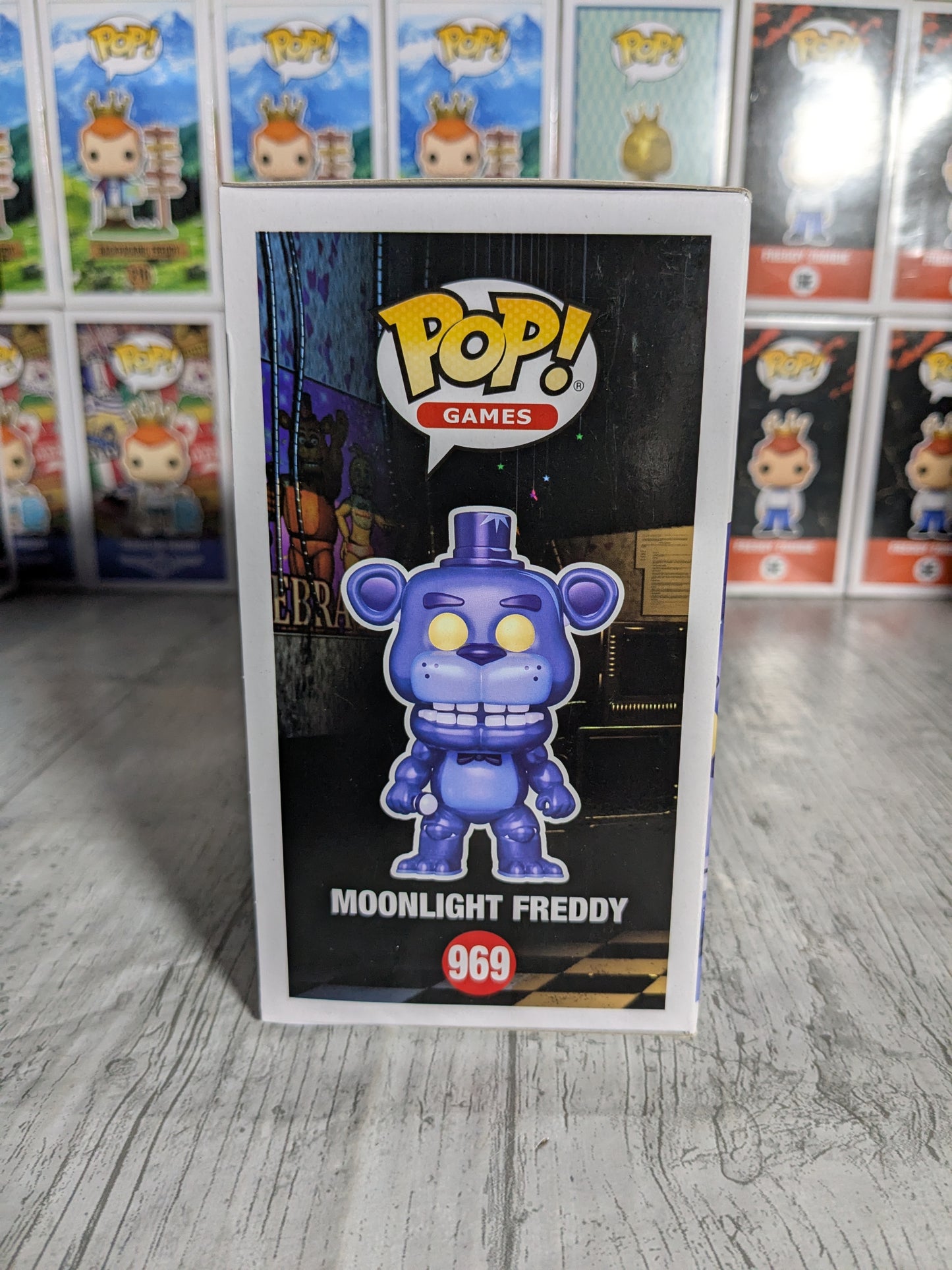 Funko pop 969 : Moonlight Freddy
