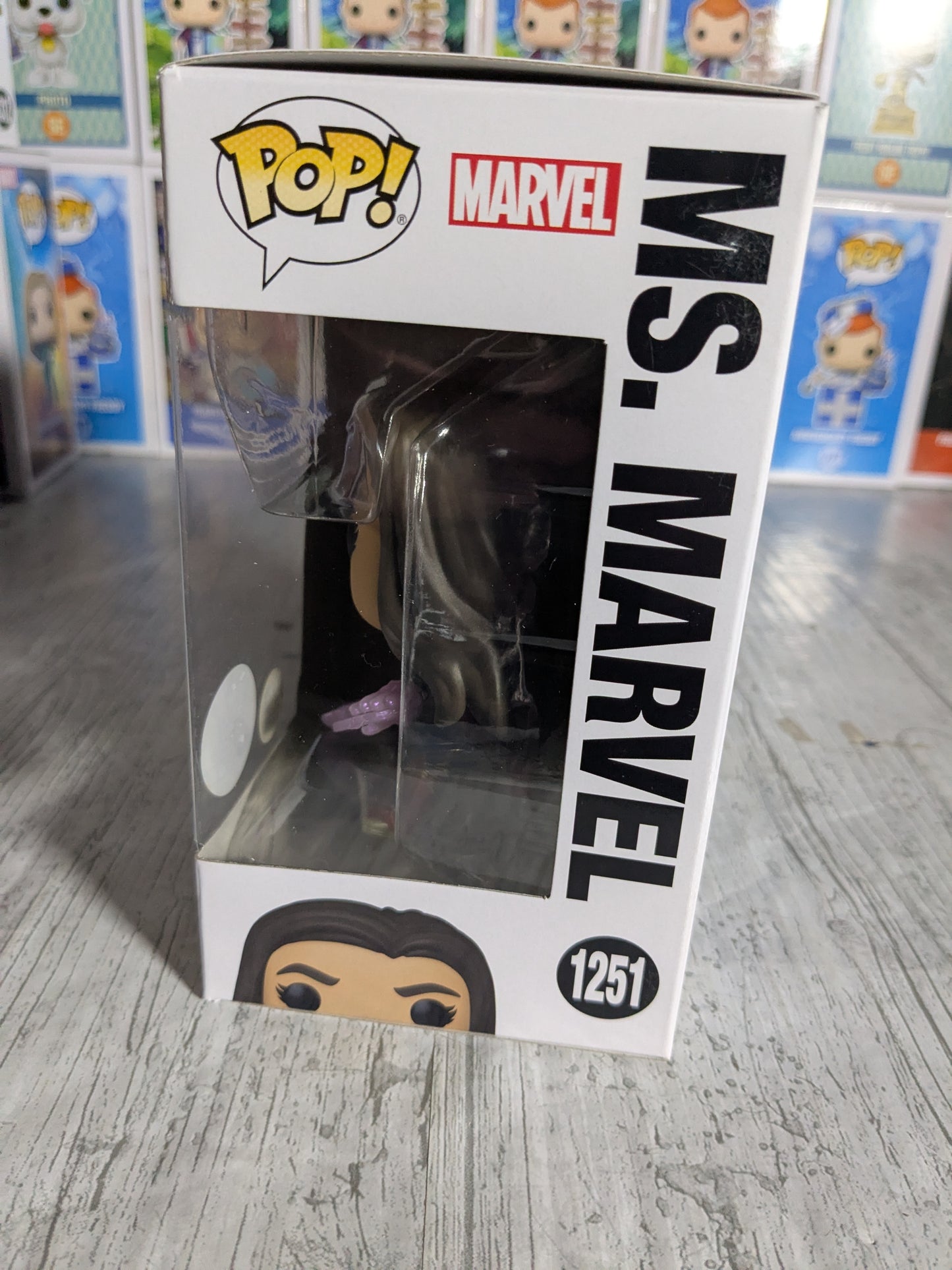 Funko pop 1251 : Ms. Marvel (Glow)