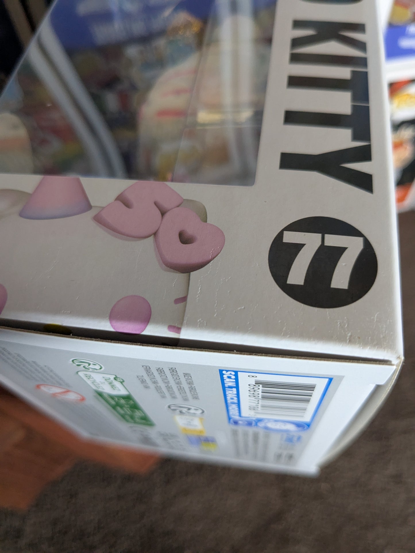 Funko pop 77: Hello Kitty (Glitter)