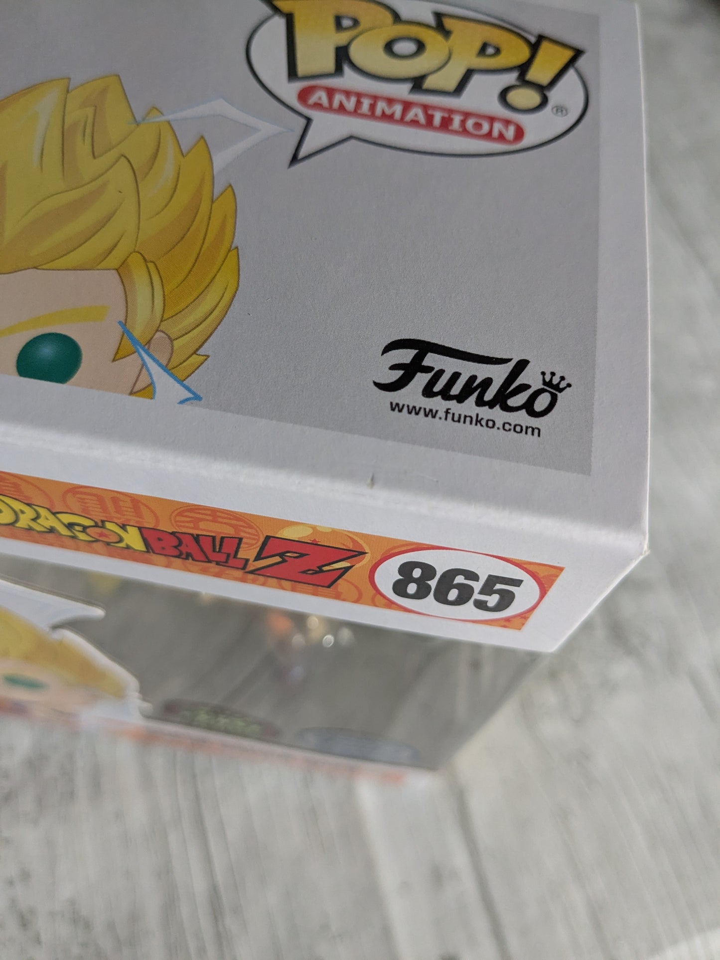Funko pop 865 : Super Saiyan Goku with Energy (Chase)